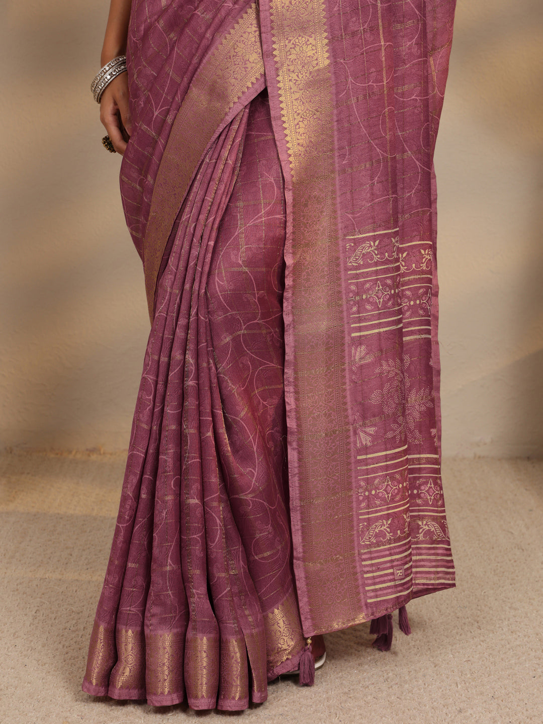  Mauve Woven Design Silk Blend Saree With Unstitched Blouse Piece 