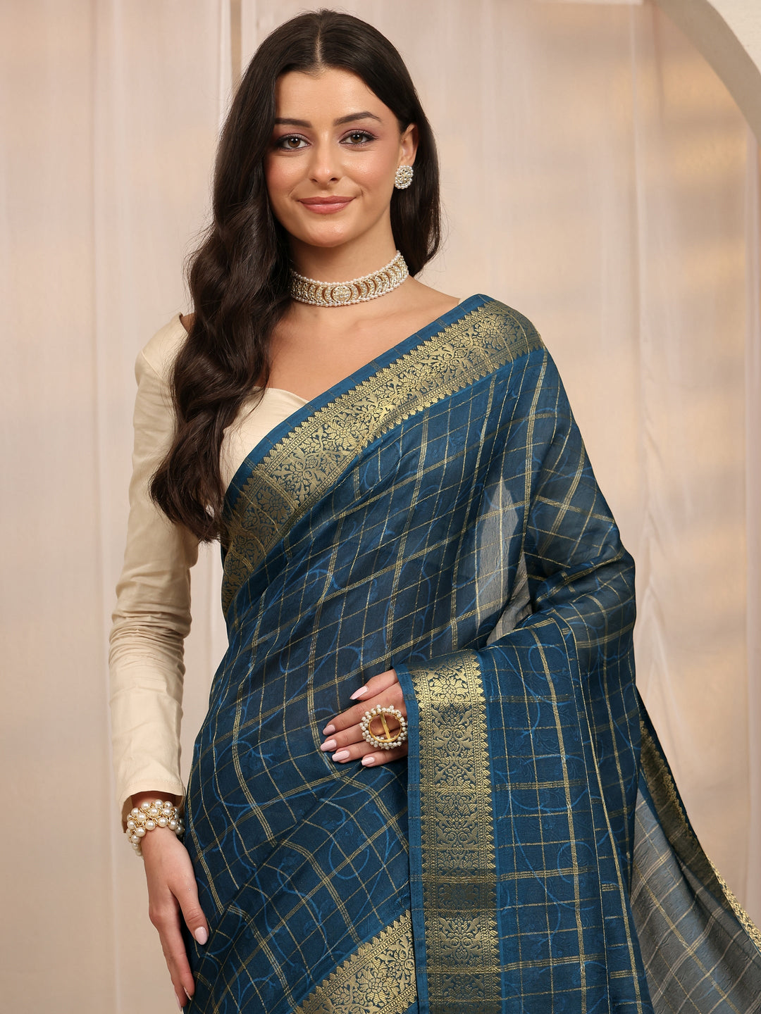  Navy Blue Patola Silk Blend Saree 
With Unstitched Blouse Piece 
