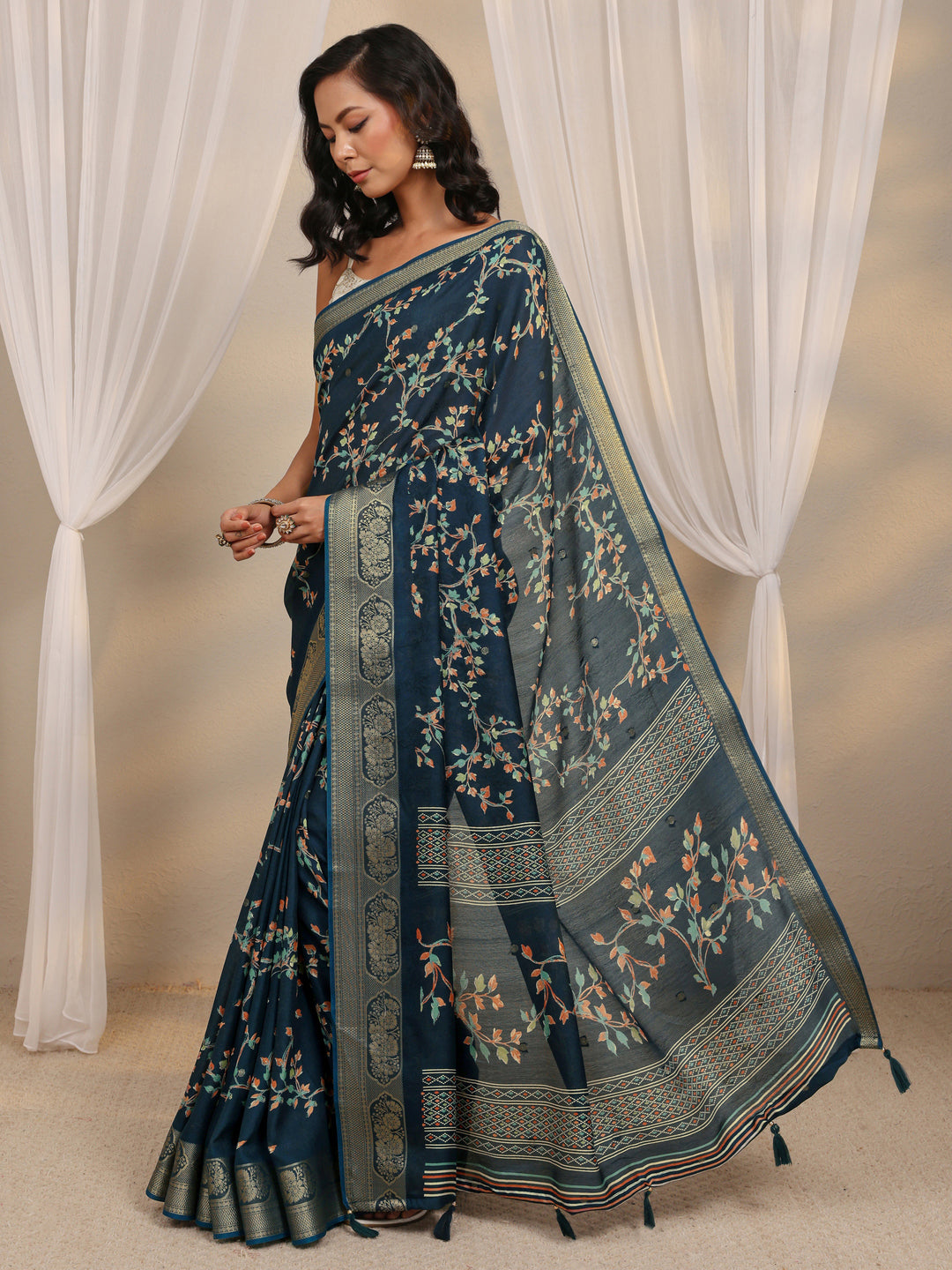  Navy Blue Floral Printed Silk Blend Saree With Unstitched Blouse Piece 
