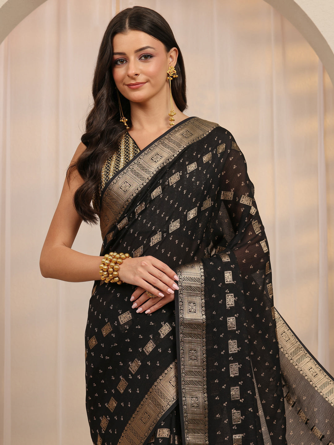  Black Floral Woven Design Silk Blend Saree 
With Unstitched Blouse Piece 