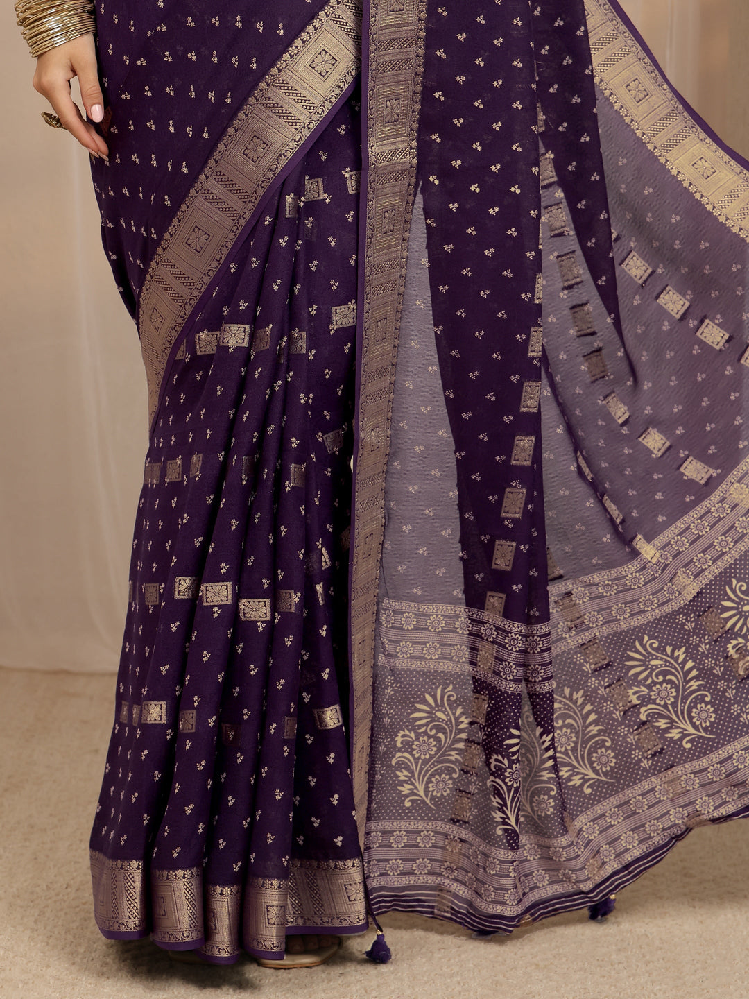  Purple Floral Woven Design Silk Blend Saree 
With Unstitched Blouse Piece 