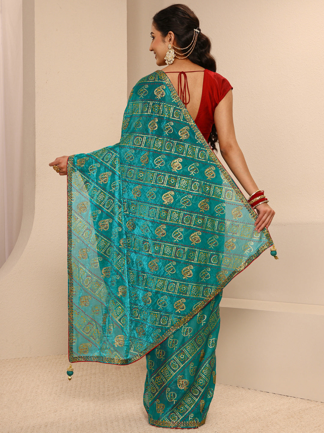  Green Bandhani Printed Silk Blend Saree With Unstitched Blouse Piece 