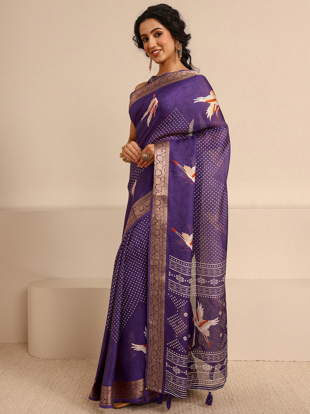  Purple Quirky Printed Silk Blend Saree With Unstitched Blouse Piece 
