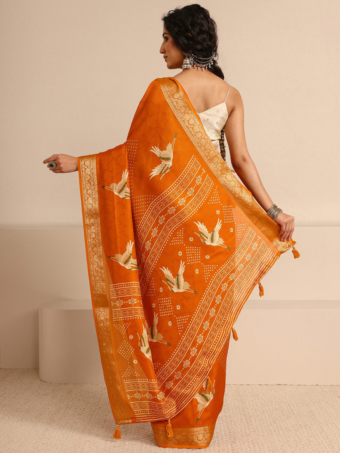  Orange Quirky Printed Silk Blend Saree With Unstitched Blouse Piece 