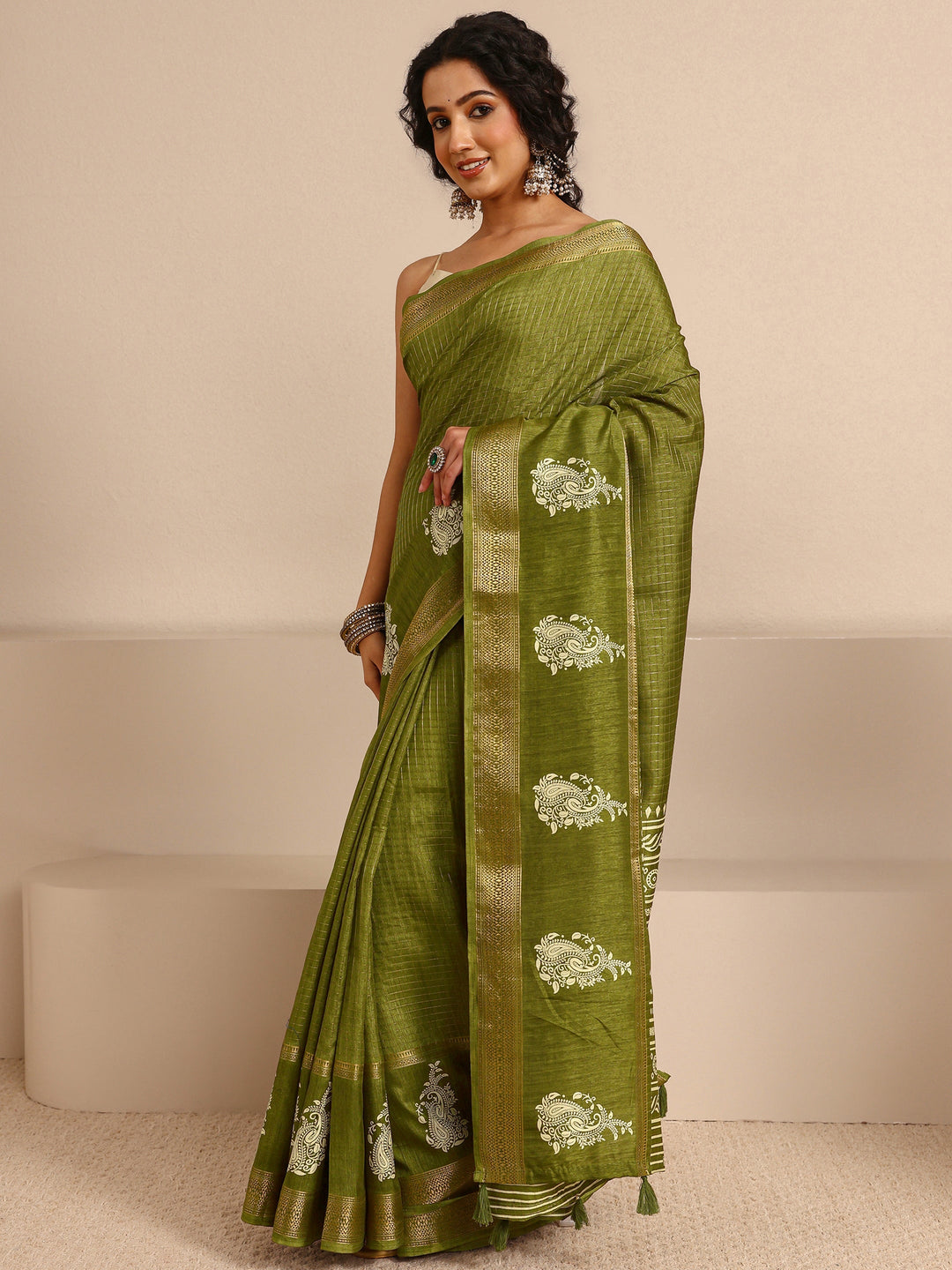  Green Paisley Print Silk Blend Saree With Unstitched Blouse Piece 