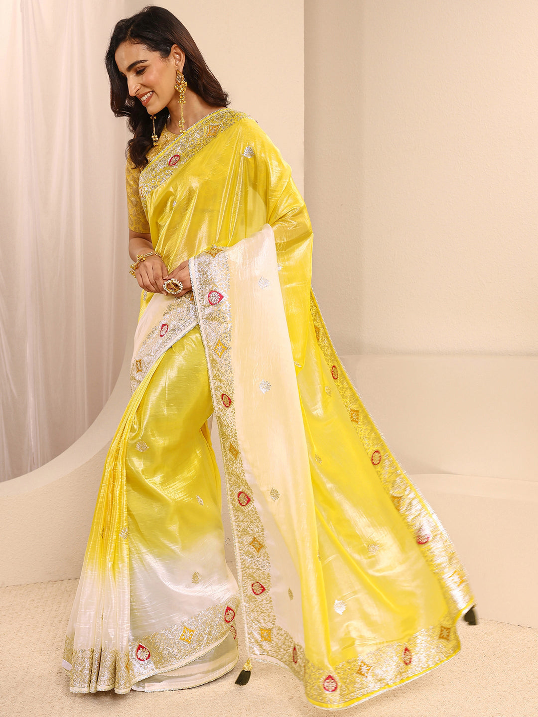  Yellow Ombre Embellished Silk Blend Saree With Unstitched Blouse Piece 