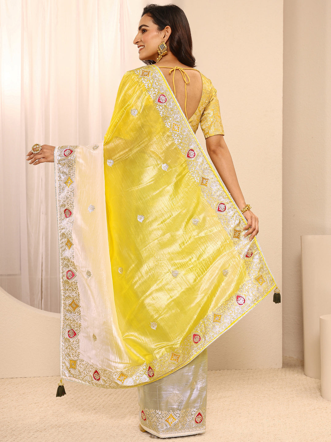  Yellow Ombre Embellished Silk Blend Saree With Unstitched Blouse Piece 