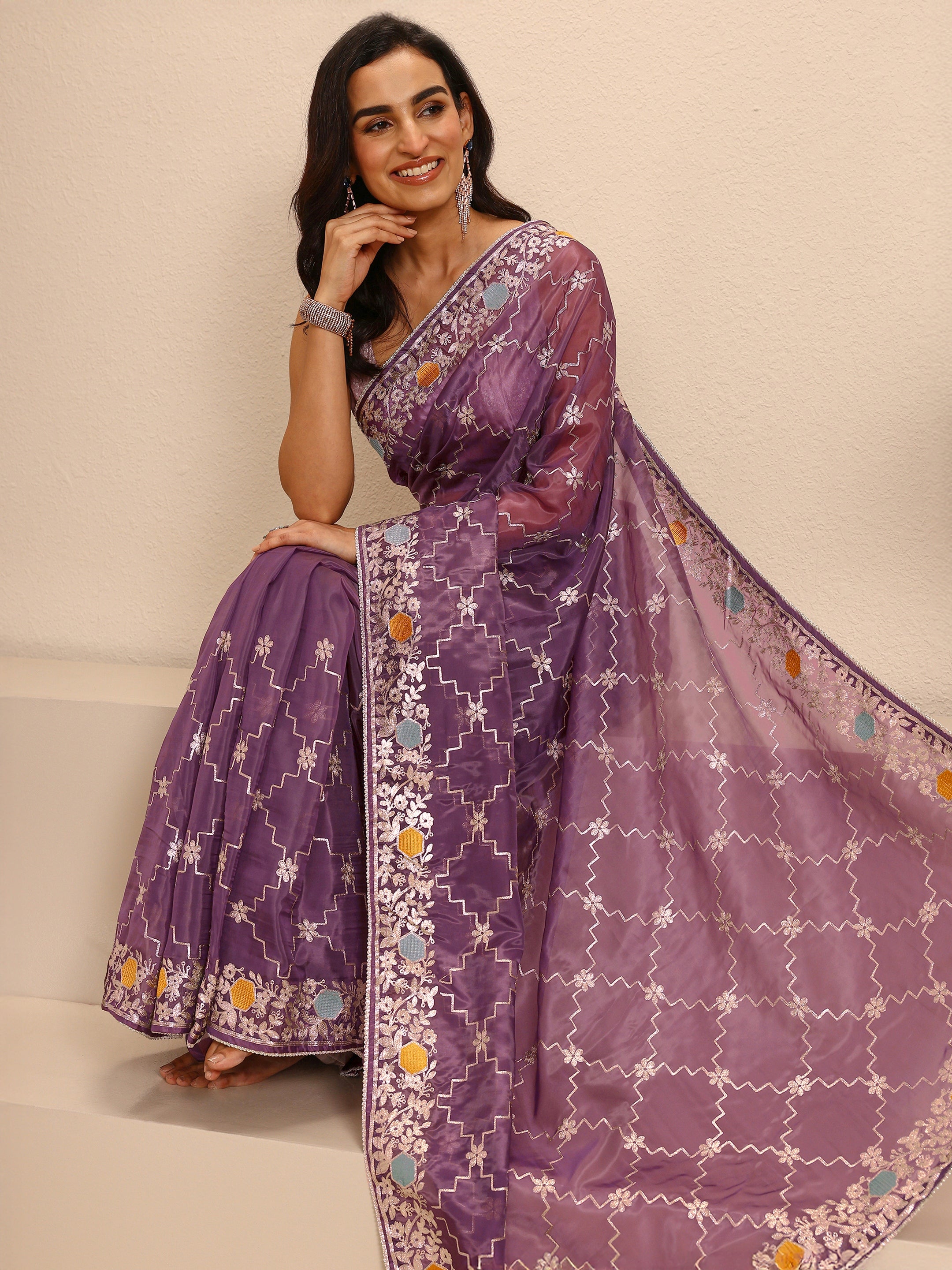 libas Purple Embellished Silk Blend Saree With Unstitched Blouse Piece-picture-59