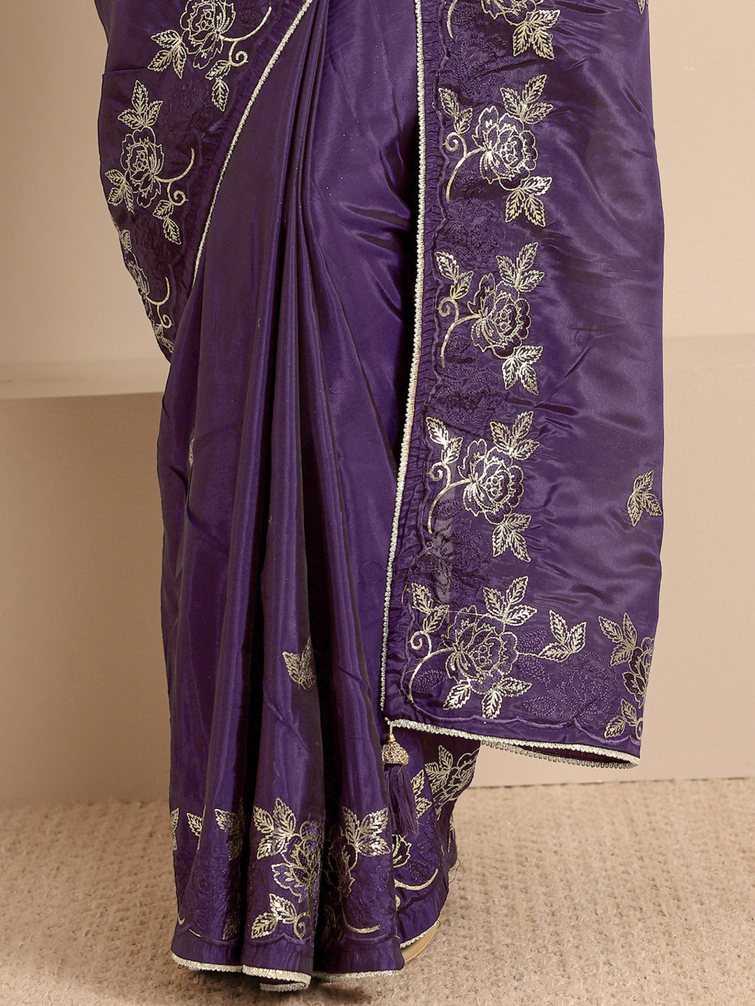  Purple Embellished Silk Blend Saree  With Unstitched Blouse Piece 
