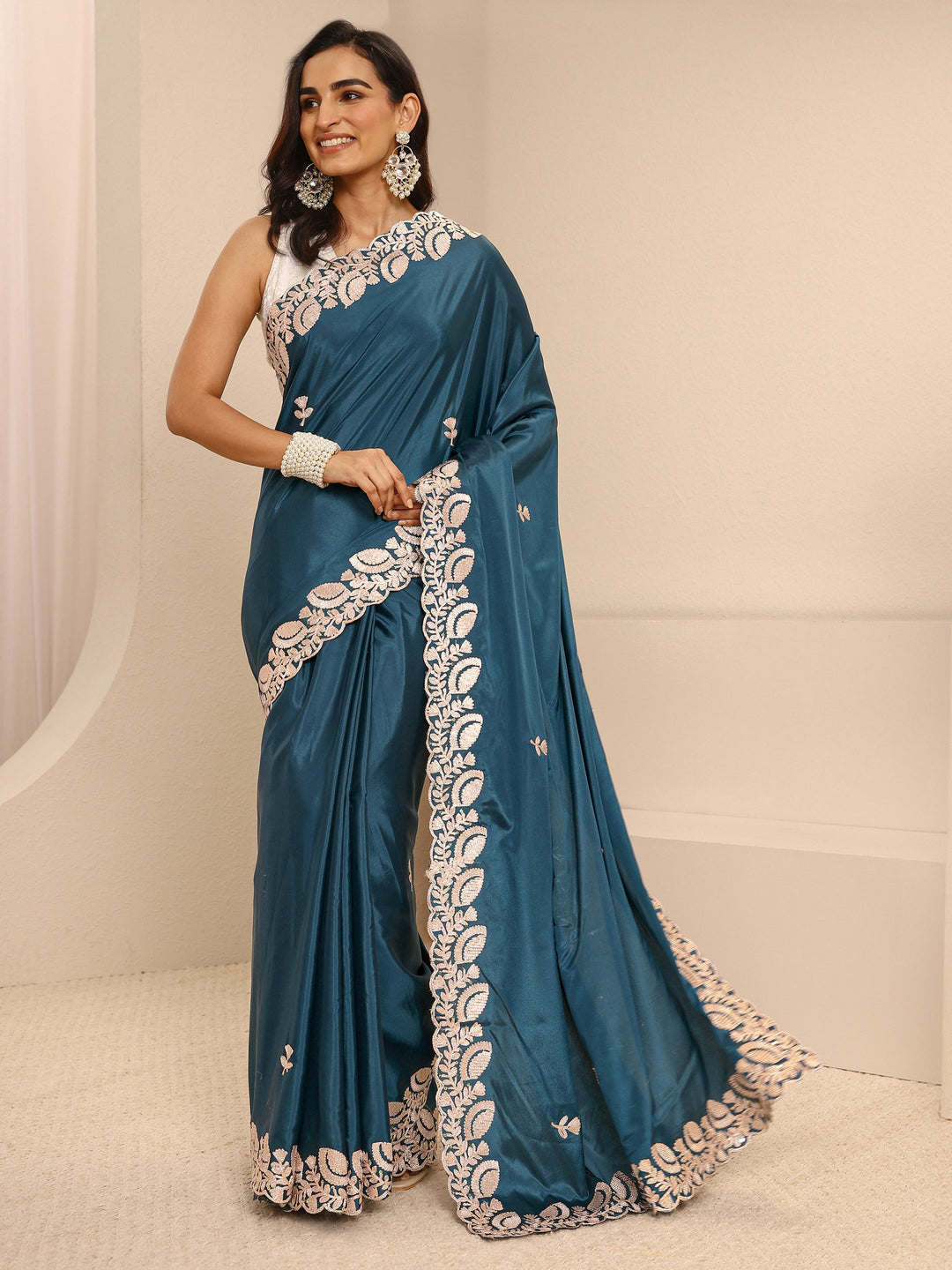  Teal Embroidered Silk Blend Saree With Unstitched Blouse Piece 
