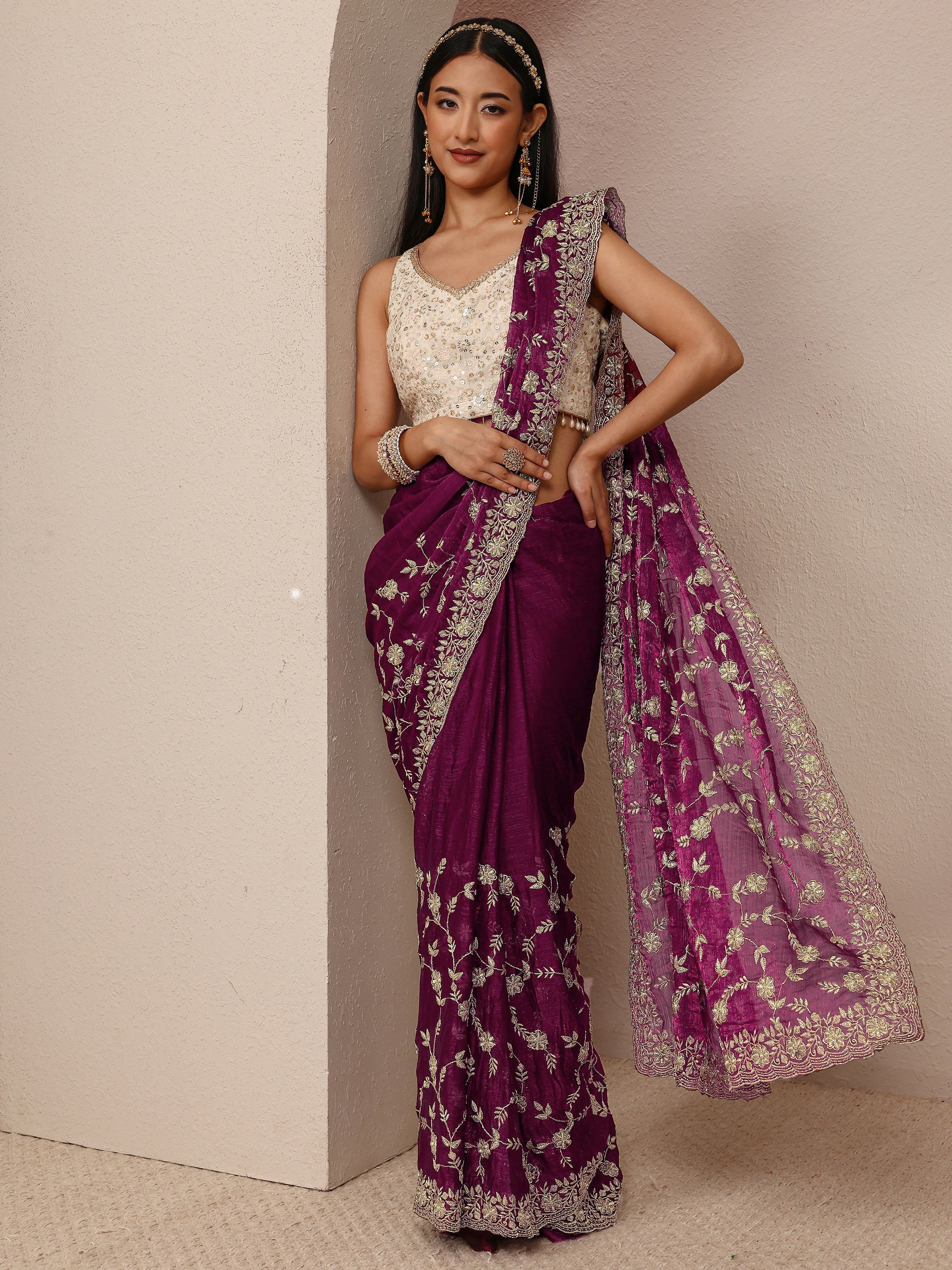libas Burgundy Floral Embellished Chiffon Saree With Unstitched Blouse Piece-picture-18