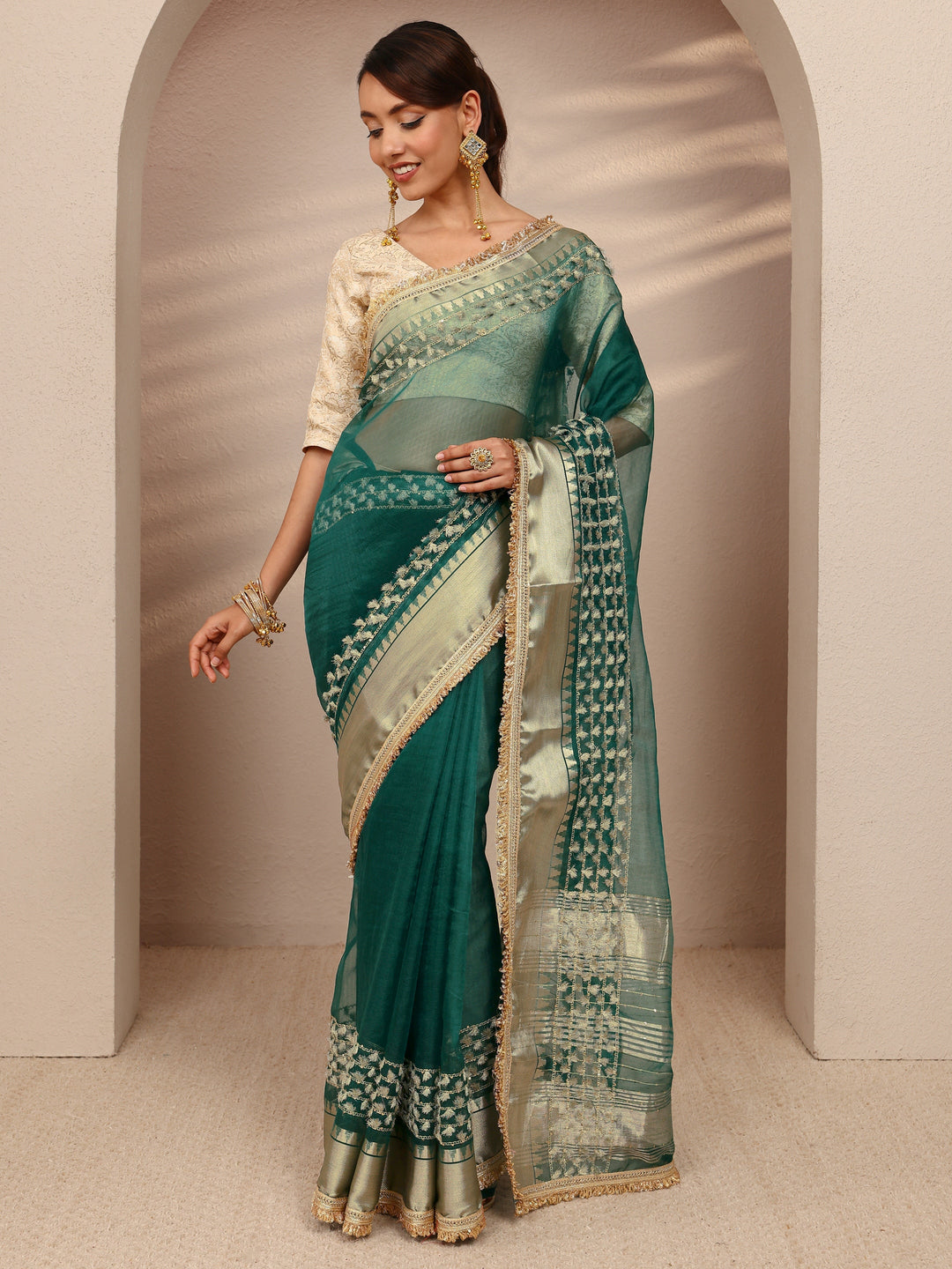  Green Woven Design Chanderi Silk Saree
With Unstitched Blouse Piece 