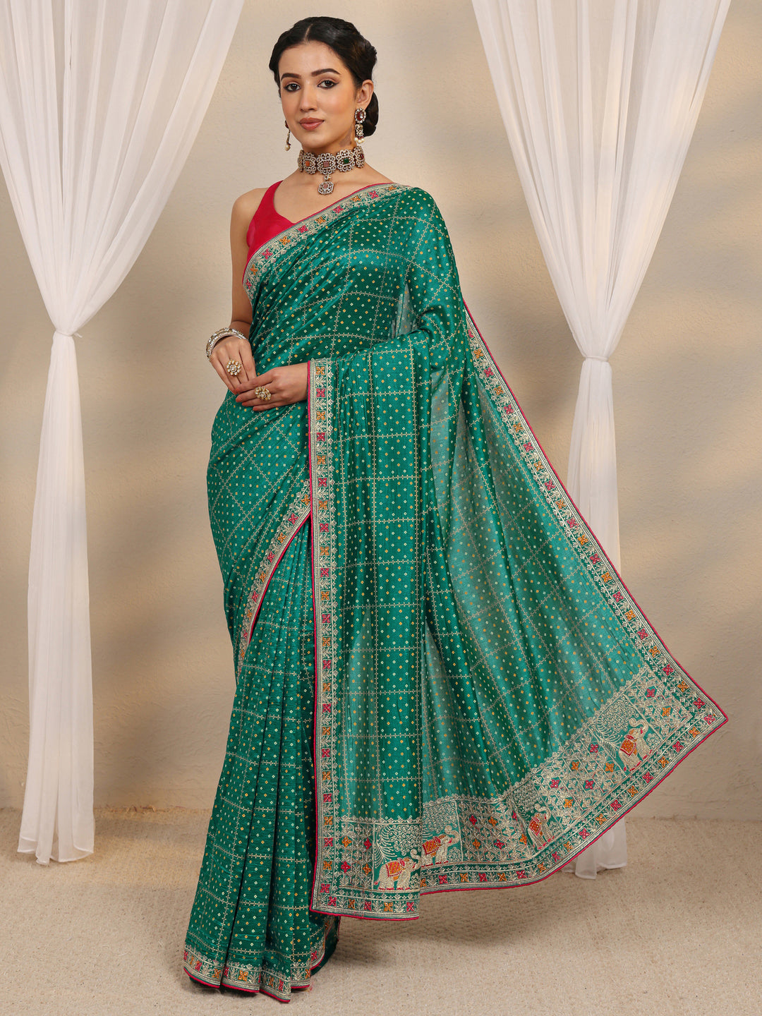  Green Bandhani Printed Silk Blend Saree With Unstitched Blouse Piece 