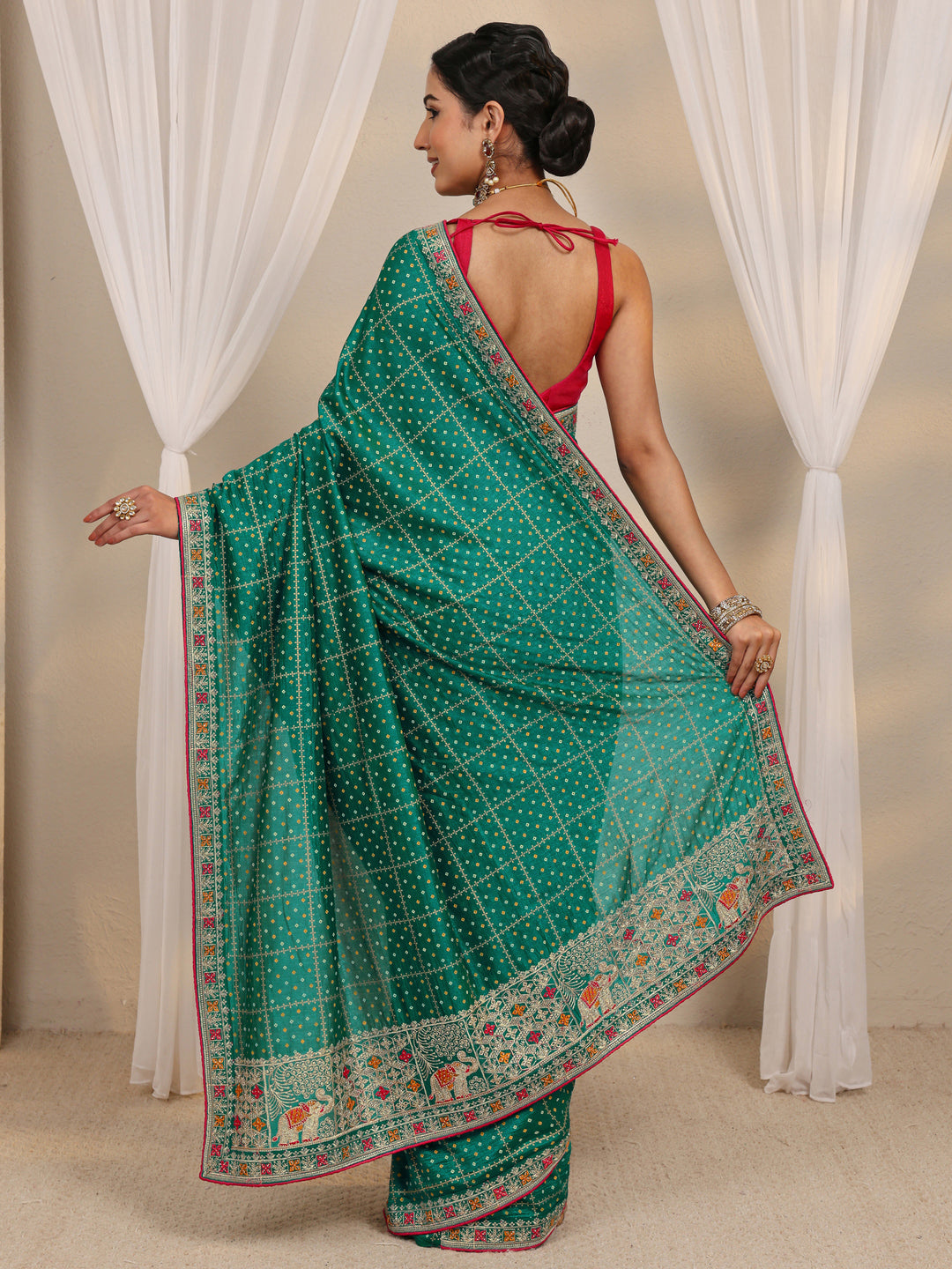  Green Bandhani Printed Silk Blend Saree With Unstitched Blouse Piece 