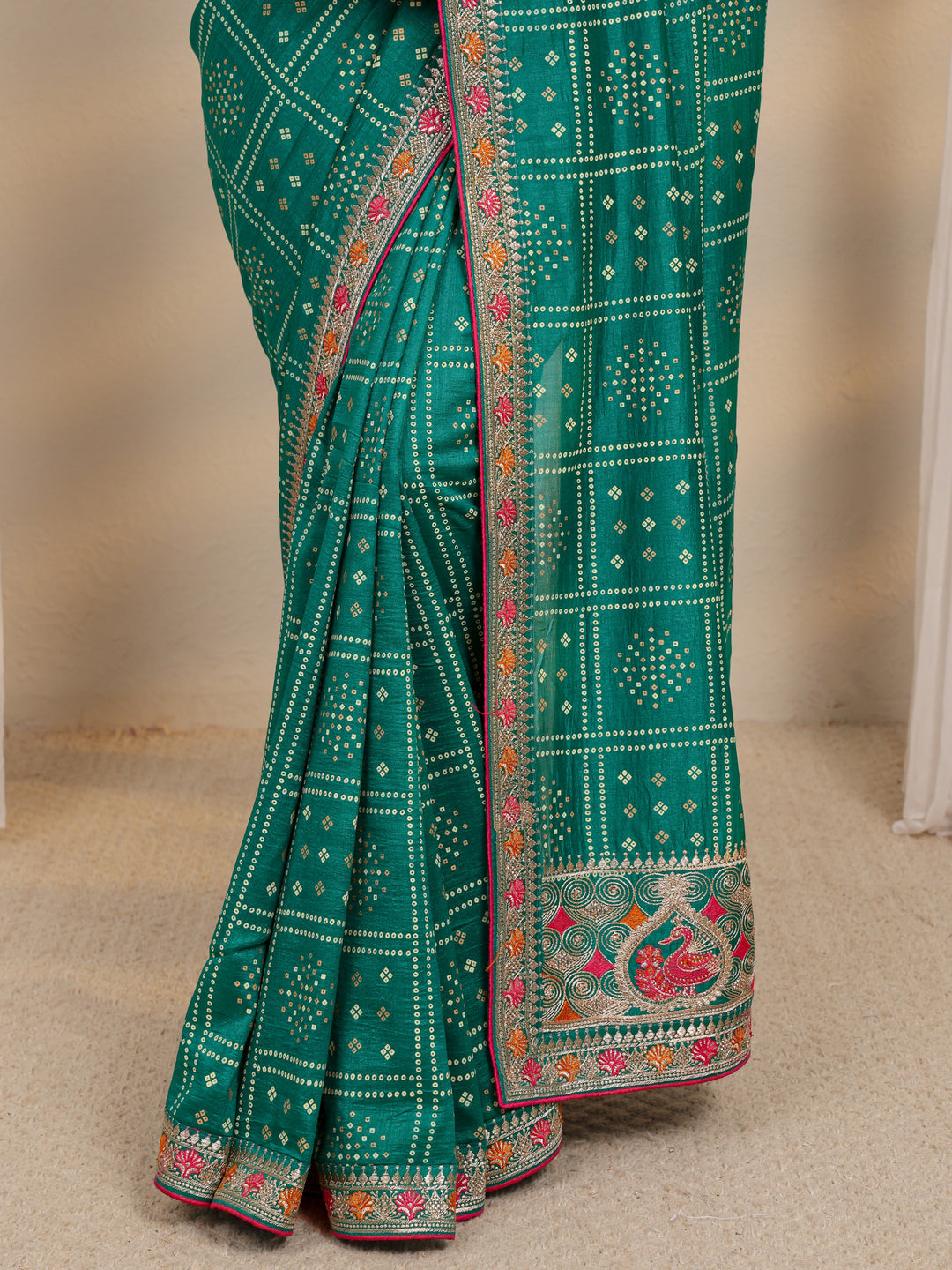  Green Bandhani Printed Silk Blend Saree With Unstitched Blouse Piece 