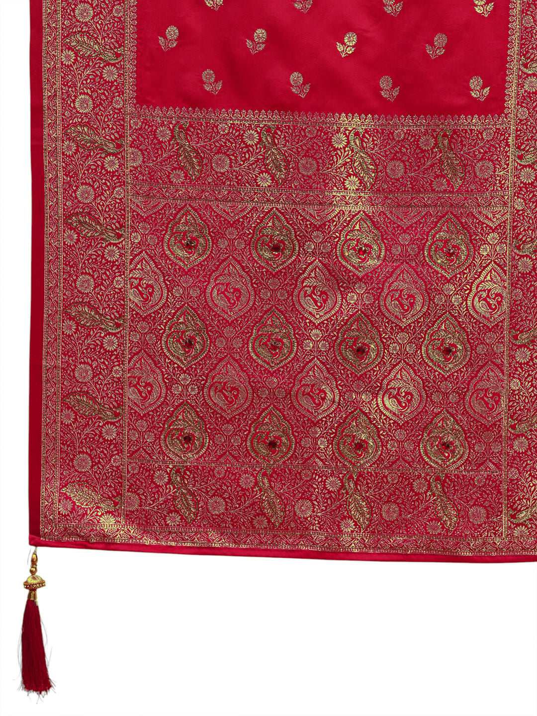  Red Banarasi Silk Saree With Unstitched Blouse And Dupatta 