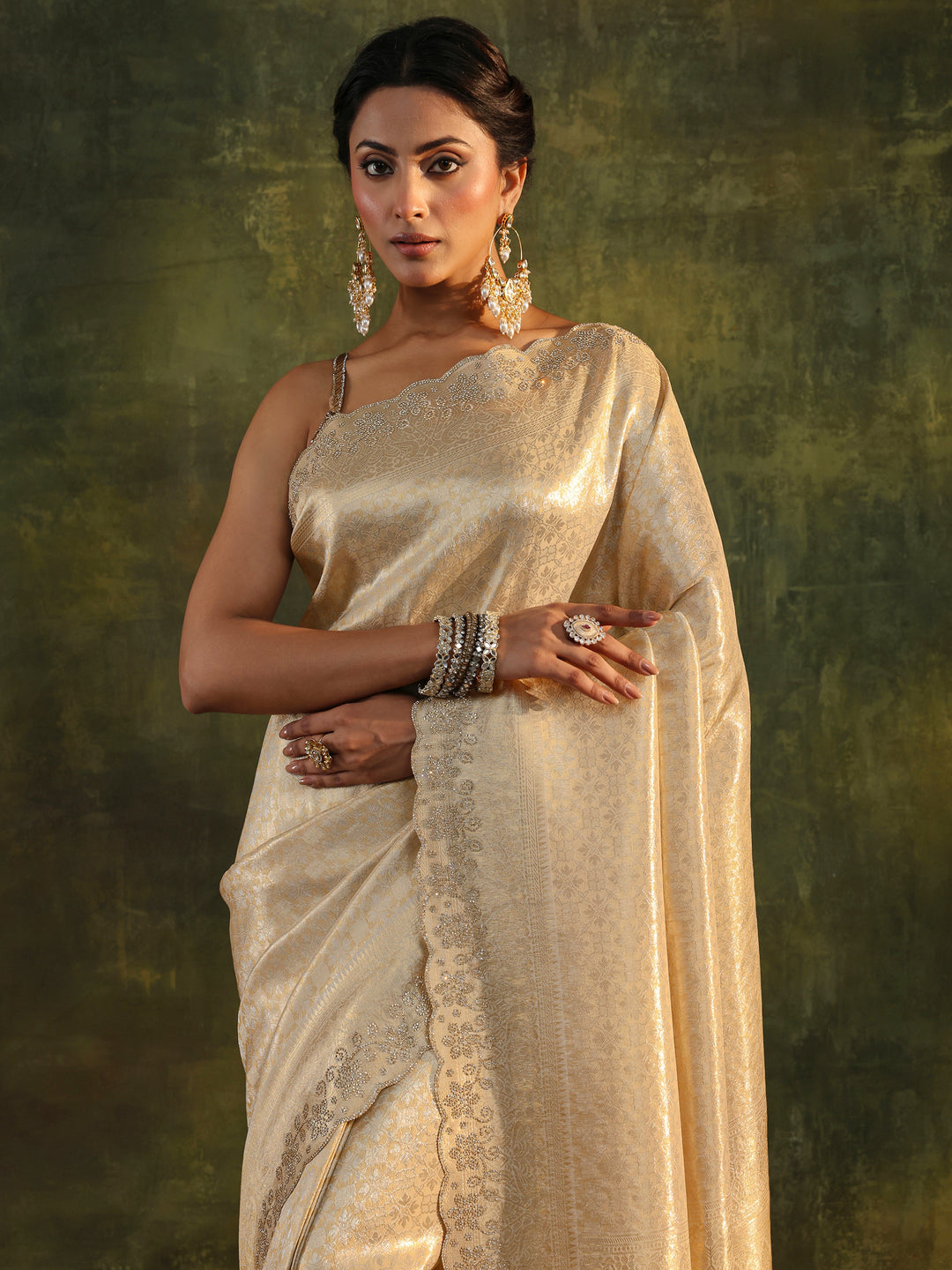  Gold Floral Embellished Silk Saree With Unstitched Blouse Piece 