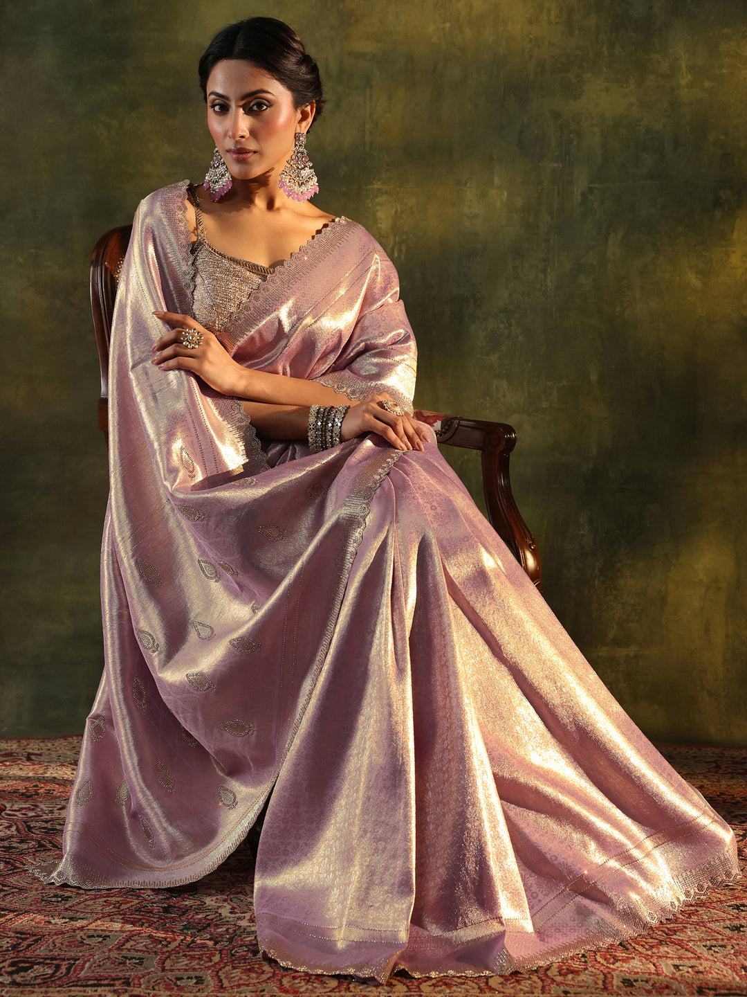 Lavender Embellished Silk Saree With Unstitched Blouse Piece