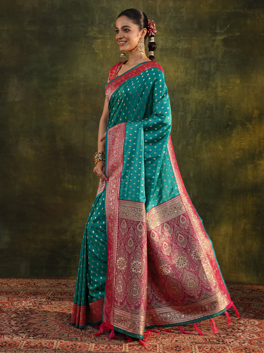  Green Ethnic Woven Design Silk Blend Saree With Unstitched Blouse Piece 