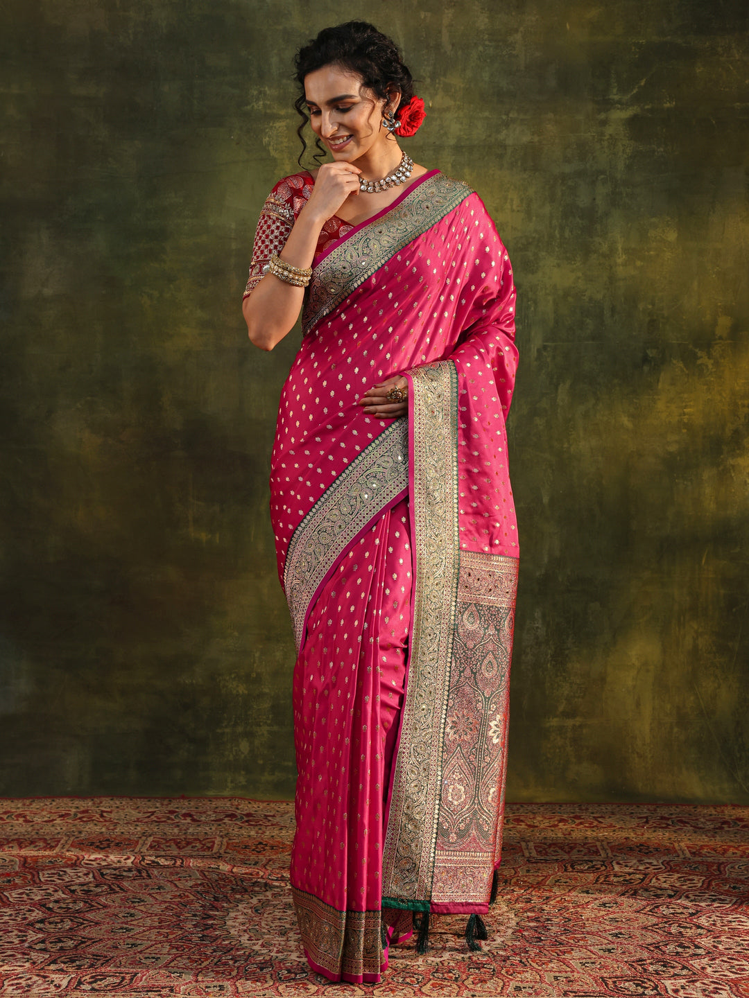  Pink Woven Design Silk Blend Banarasi Saree With Unstitched Blouse Piece 