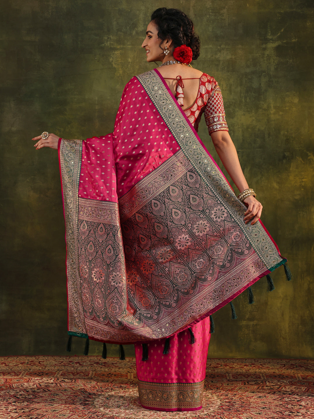  Pink Woven Design Silk Blend Banarasi Saree With Unstitched Blouse Piece 