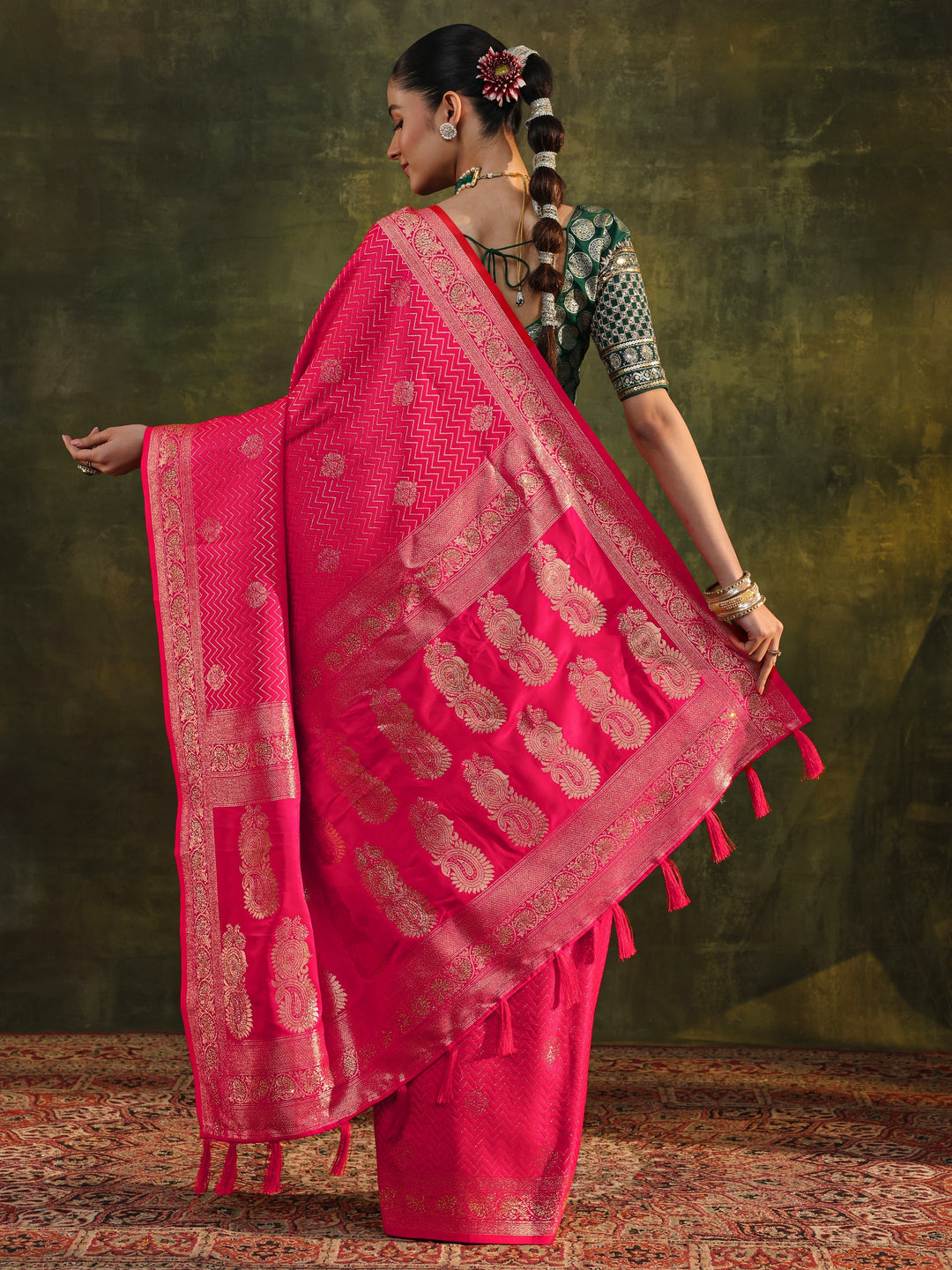  Pink Woven Design Silk Blend Banarasi Saree With Unstitched Blouse Piece 