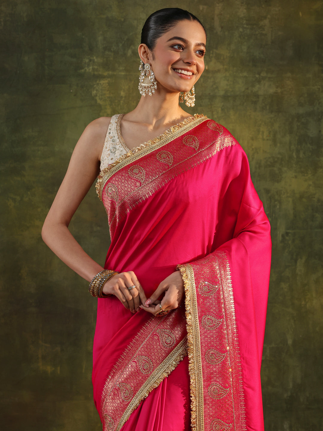  Pink Ethnic Silk Blend Saree With Unstitched Blouse Piece 