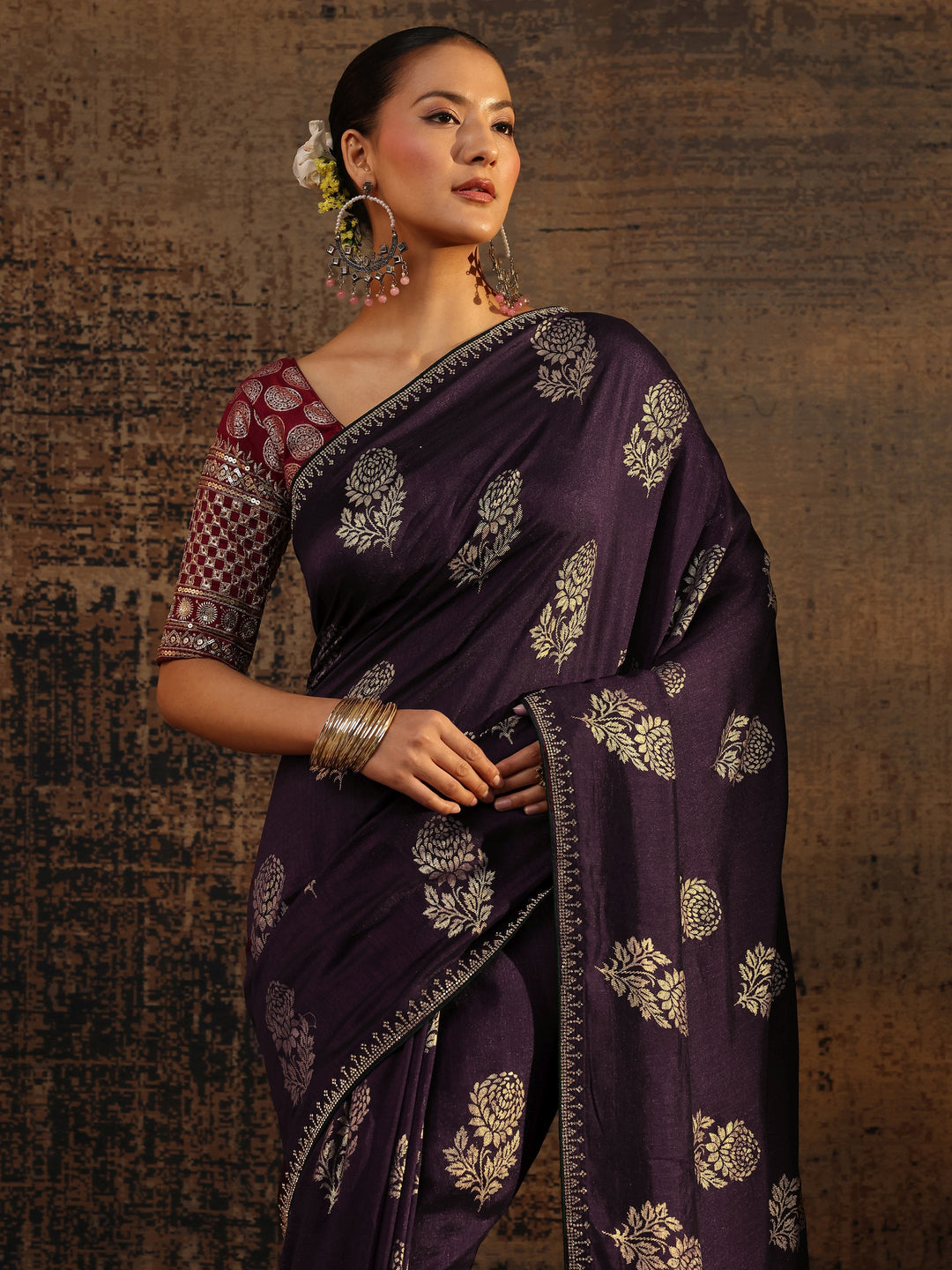  Purple Floral Printed Silk Blend Saree With Unstitched Blouse Piece 