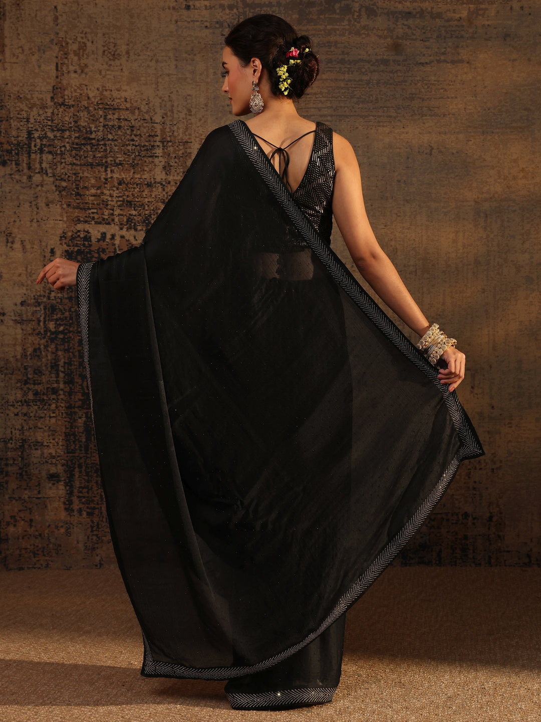  Black Embellished Silk Blend Saree With Unstitched Blouse Piece 