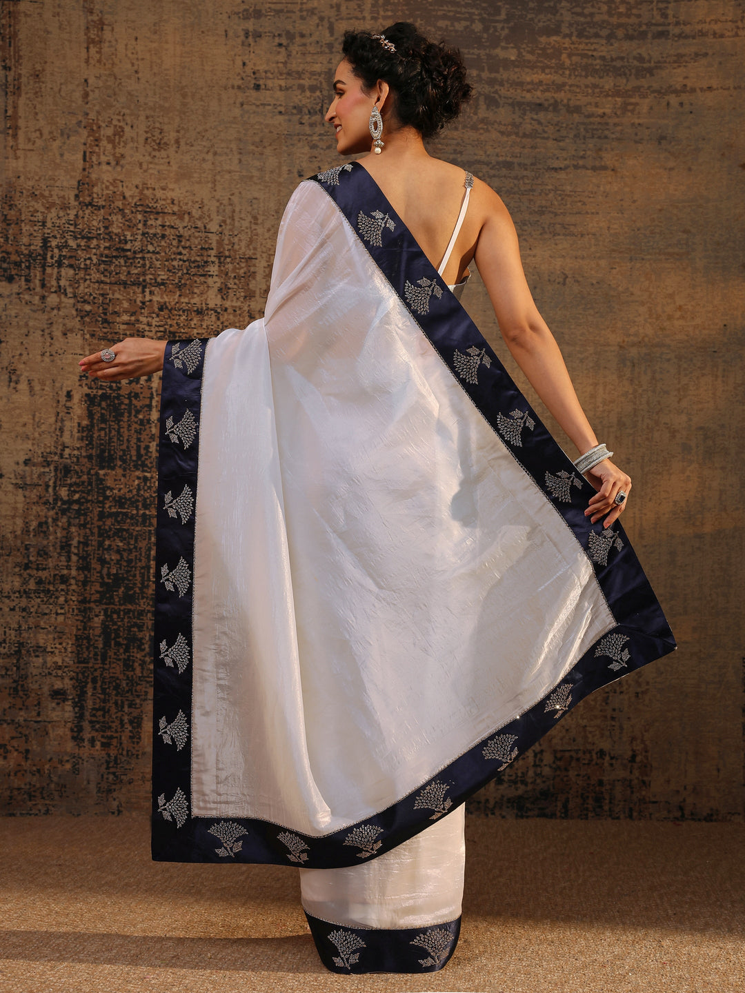  White Solid Tissue Saree With Unstitched Blouse Piece 