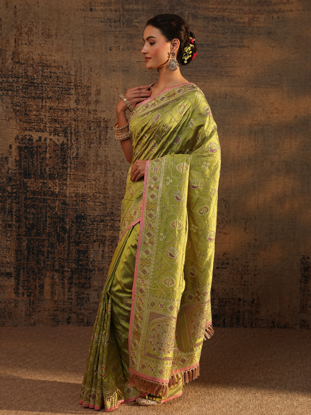  Green Ethnic Motifs Embroidered Silk Blend Saree With Unstitched Blouse Piece 