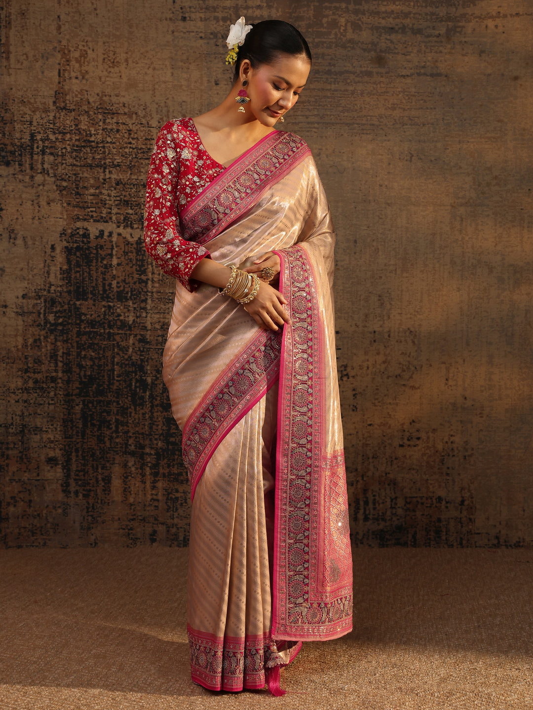  Libas Art Gold Ethnic Motifs Woven Design Silk Blend Saree With Unstitched Blouse Piece 