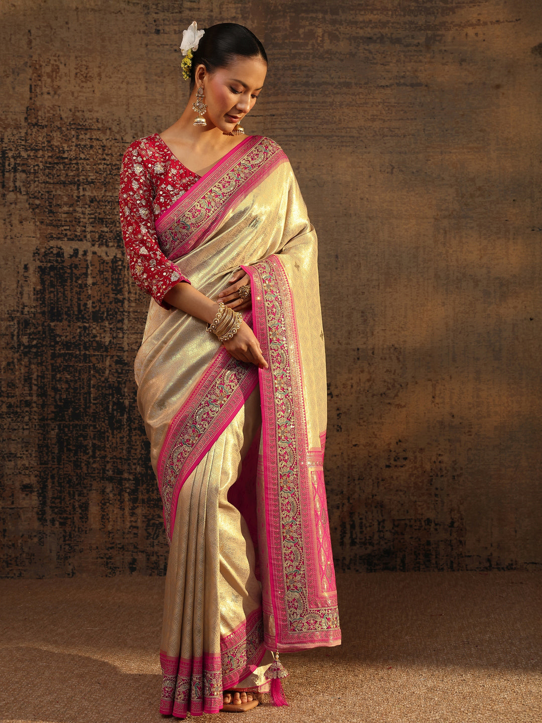  Libas Art Gold Ethnic Motifs Woven Design Silk Blend Saree With Unstitched Blouse Piece 