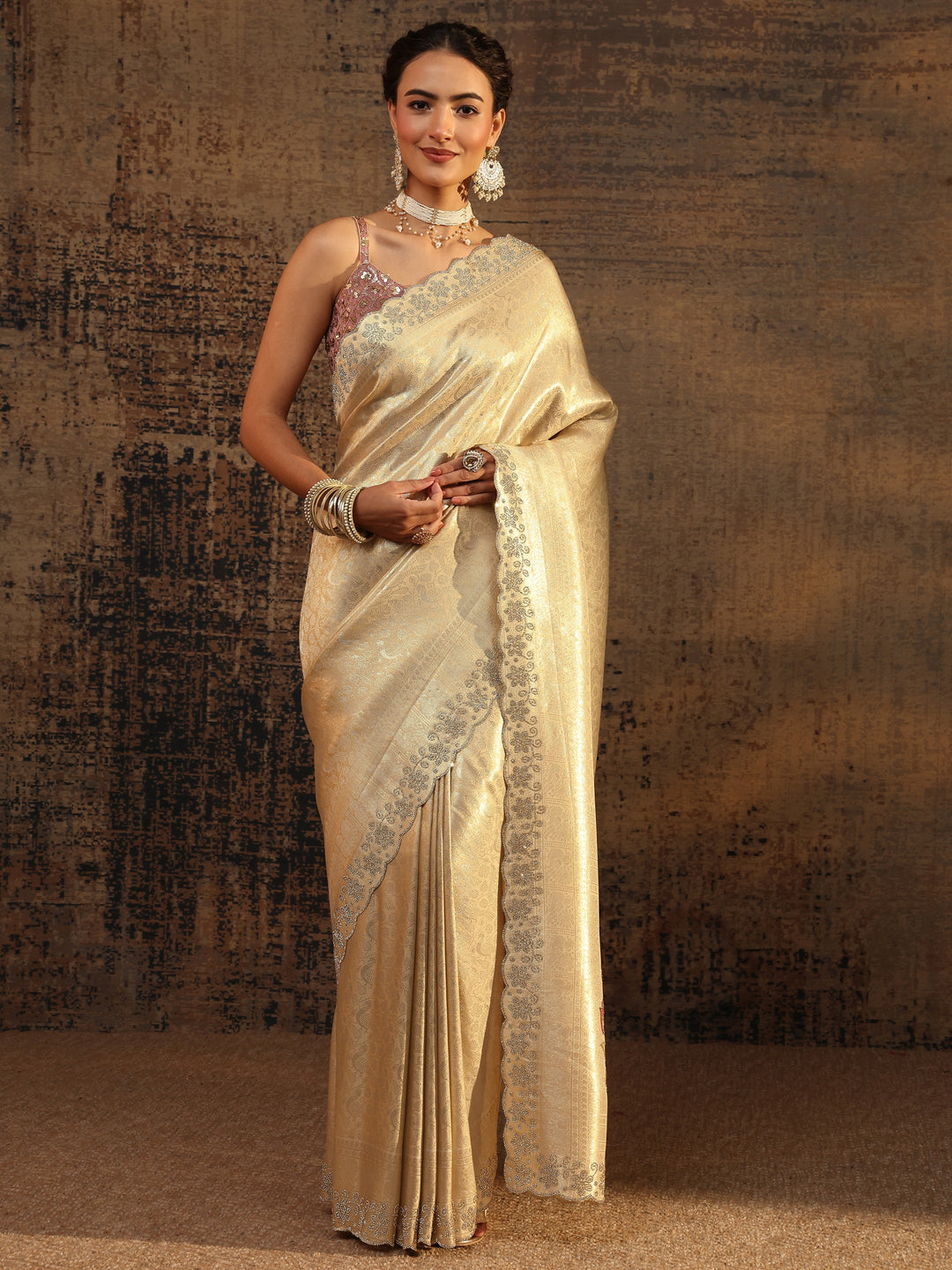  Gold Floral Woven Design Silk Blend Saree With Unstitched Blouse Piece 