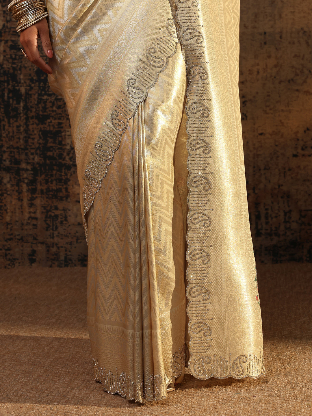  Gold Ethnic Motifs Woven Design Silk Blend Saree With Unstitched Blouse Piece 