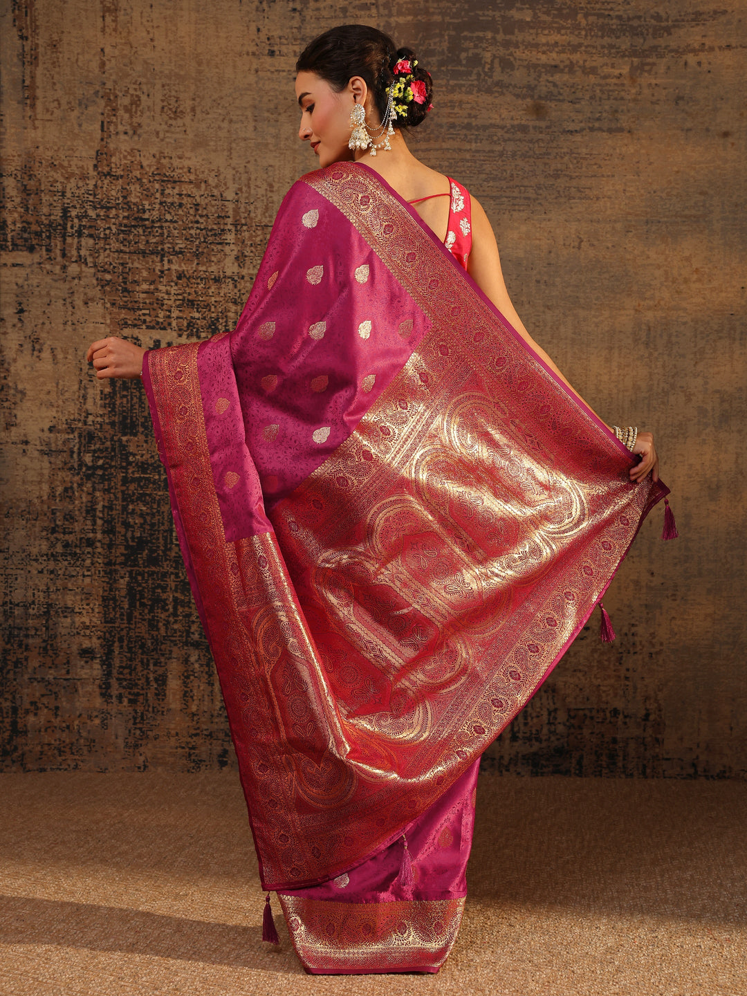  Pink Floral Woven Design Silk Blend Saree With Unstitched Blouse Piece 