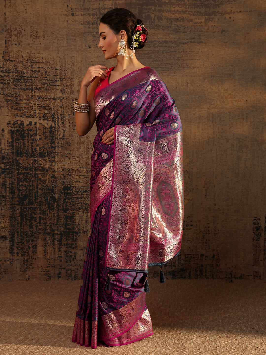  Purple Floral Woven Design Silk Blend Saree With Unstitched Blouse Piece 