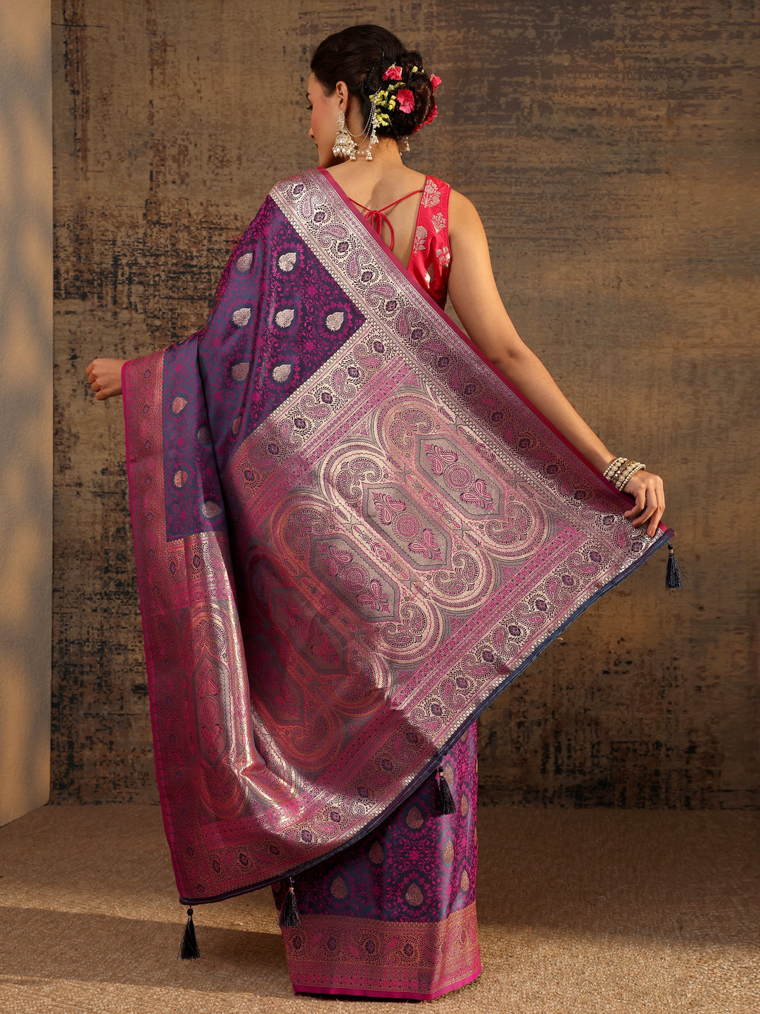  Purple Floral Woven Design Silk Blend Saree With Unstitched Blouse Piece 