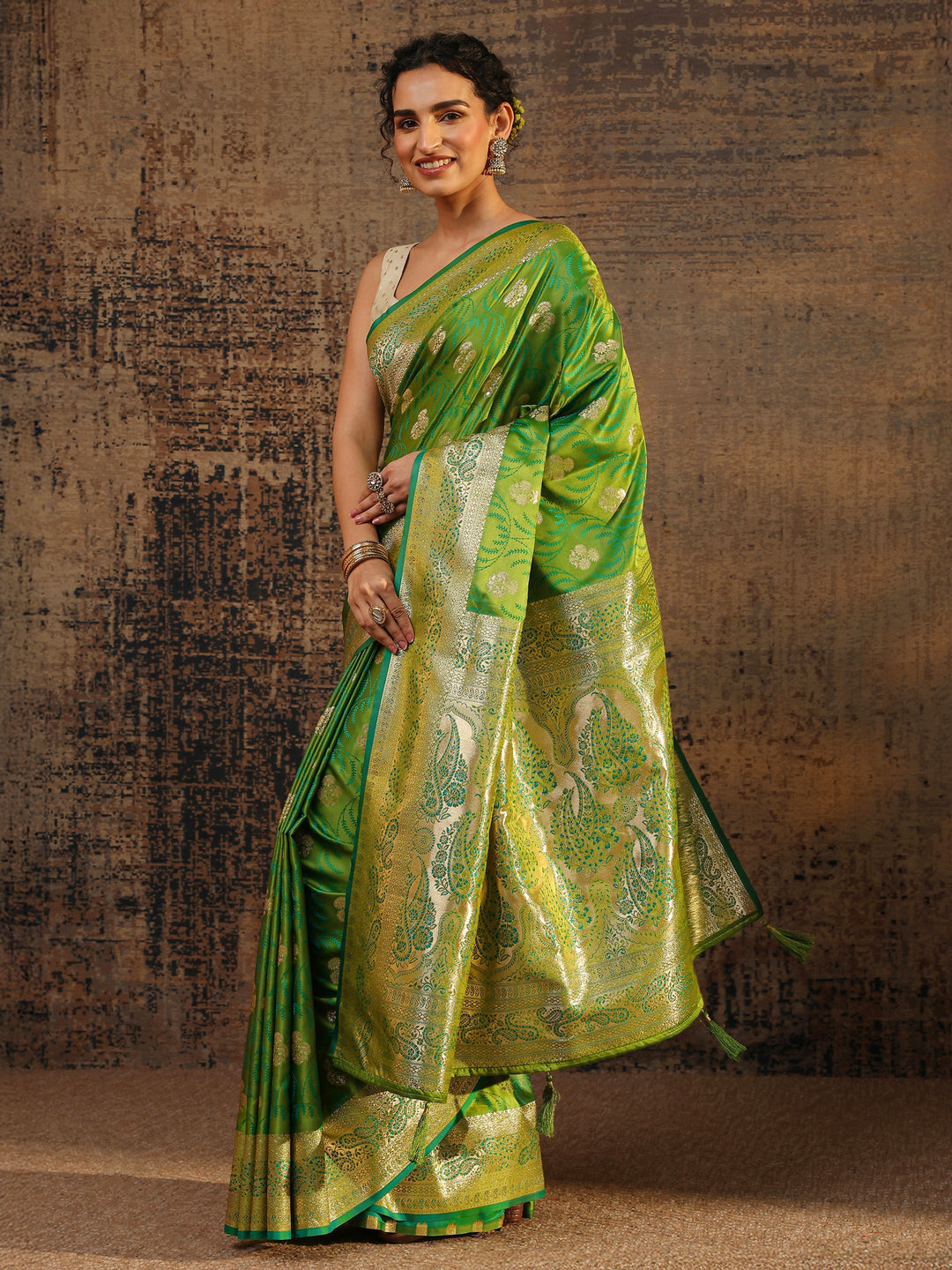  Green Floral Woven Design Silk Blend Saree With Unstitched Blouse Piece 
