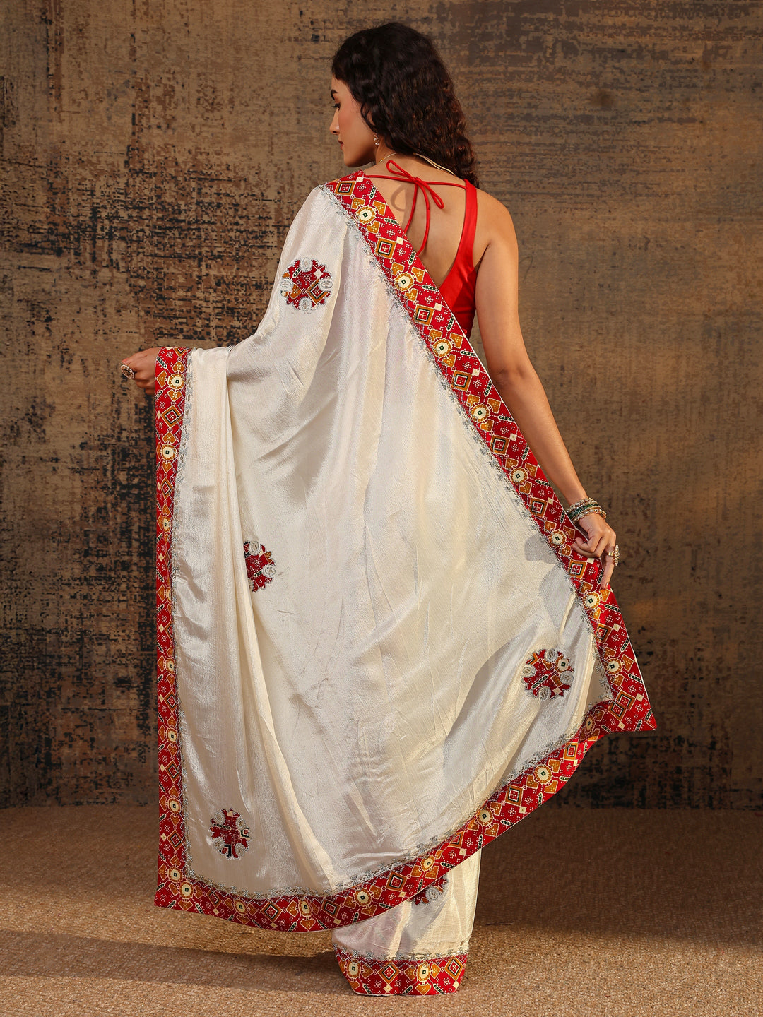  Cream Ethnic Motifs Embellished Silk Blend Saree With Unstitched Blouse Piece 