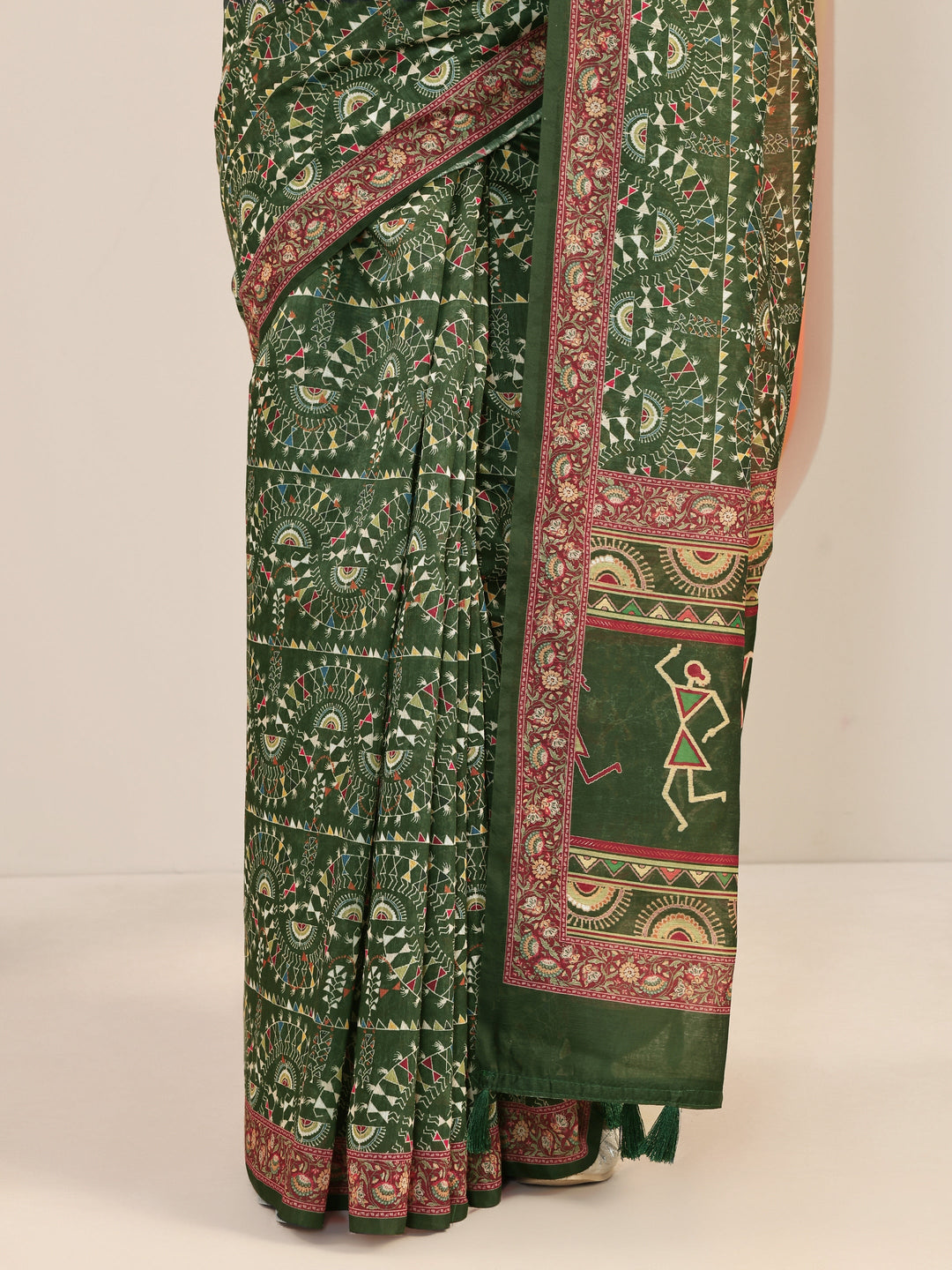  Green Printed Silk Blend Saree With Unstitched Blouse Piece 