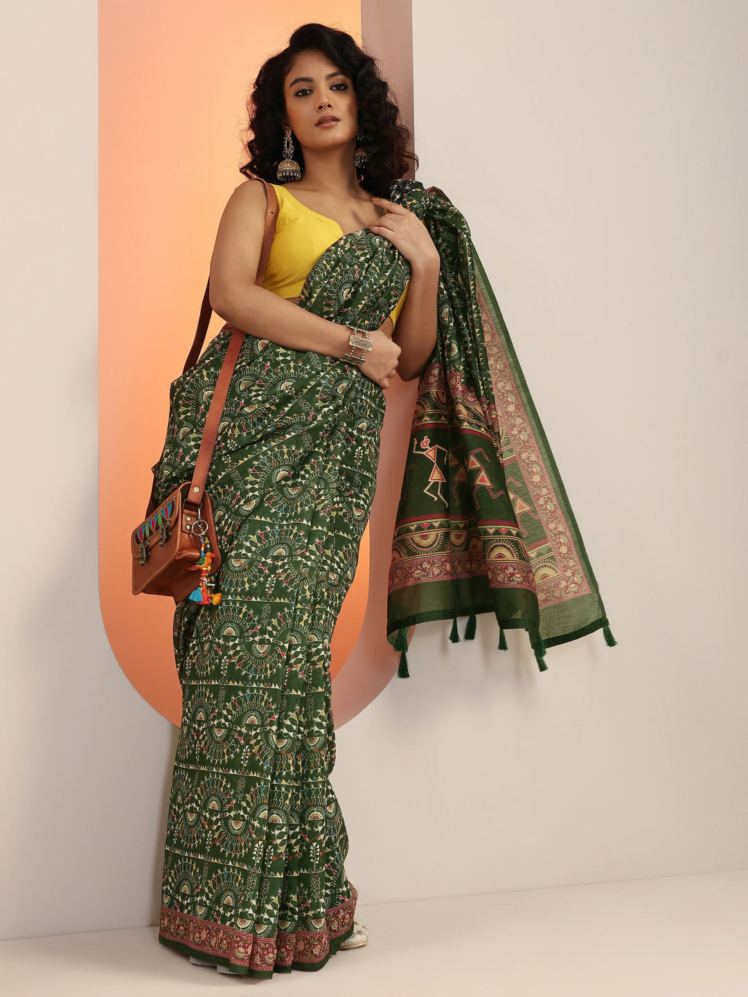  Green Printed Silk Blend Saree With Unstitched Blouse Piece 