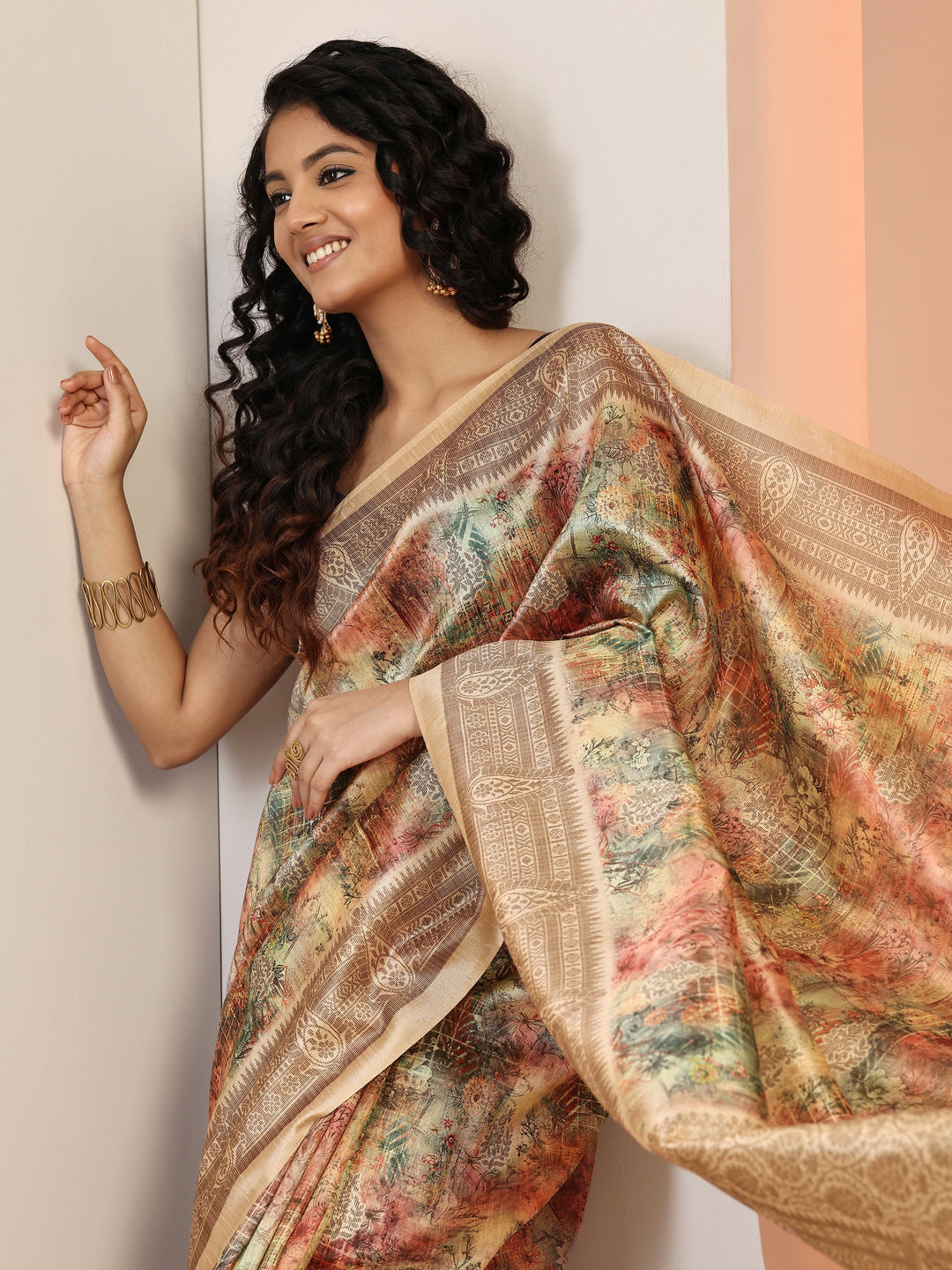  Multi Printed Silk Blend Saree With Unstitched Blouse Piece 