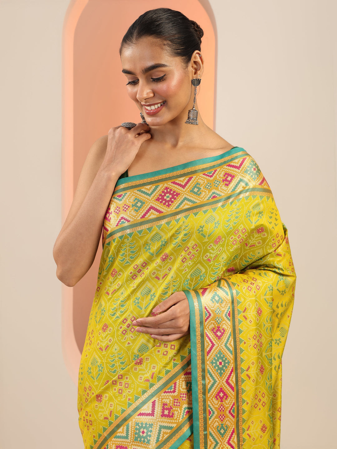  Green Woven Design Silk Saree With Unstitched Blouse Piece 