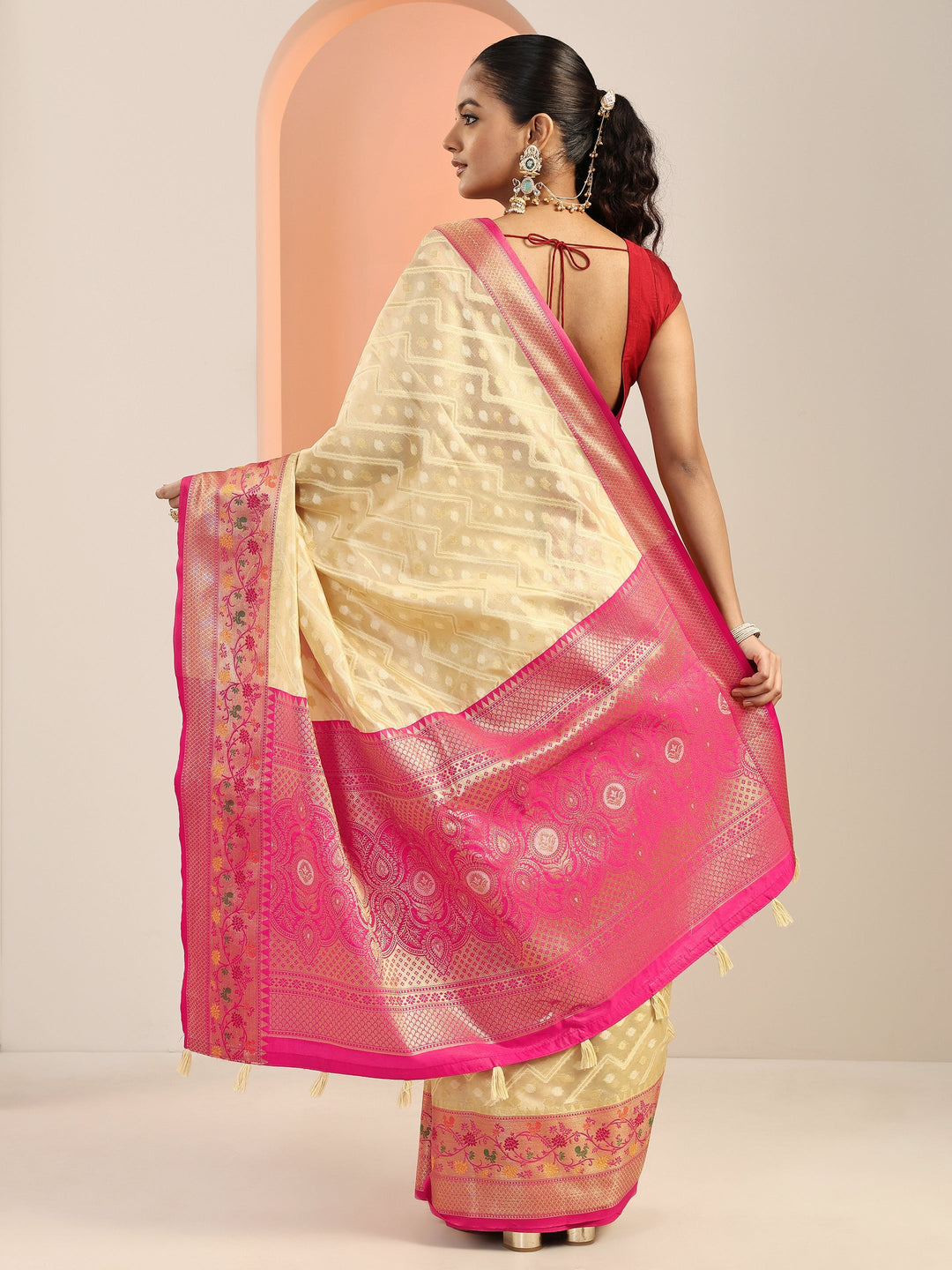  Beige Woven Silk Blend Saree With Unstitched Blouse Piece 