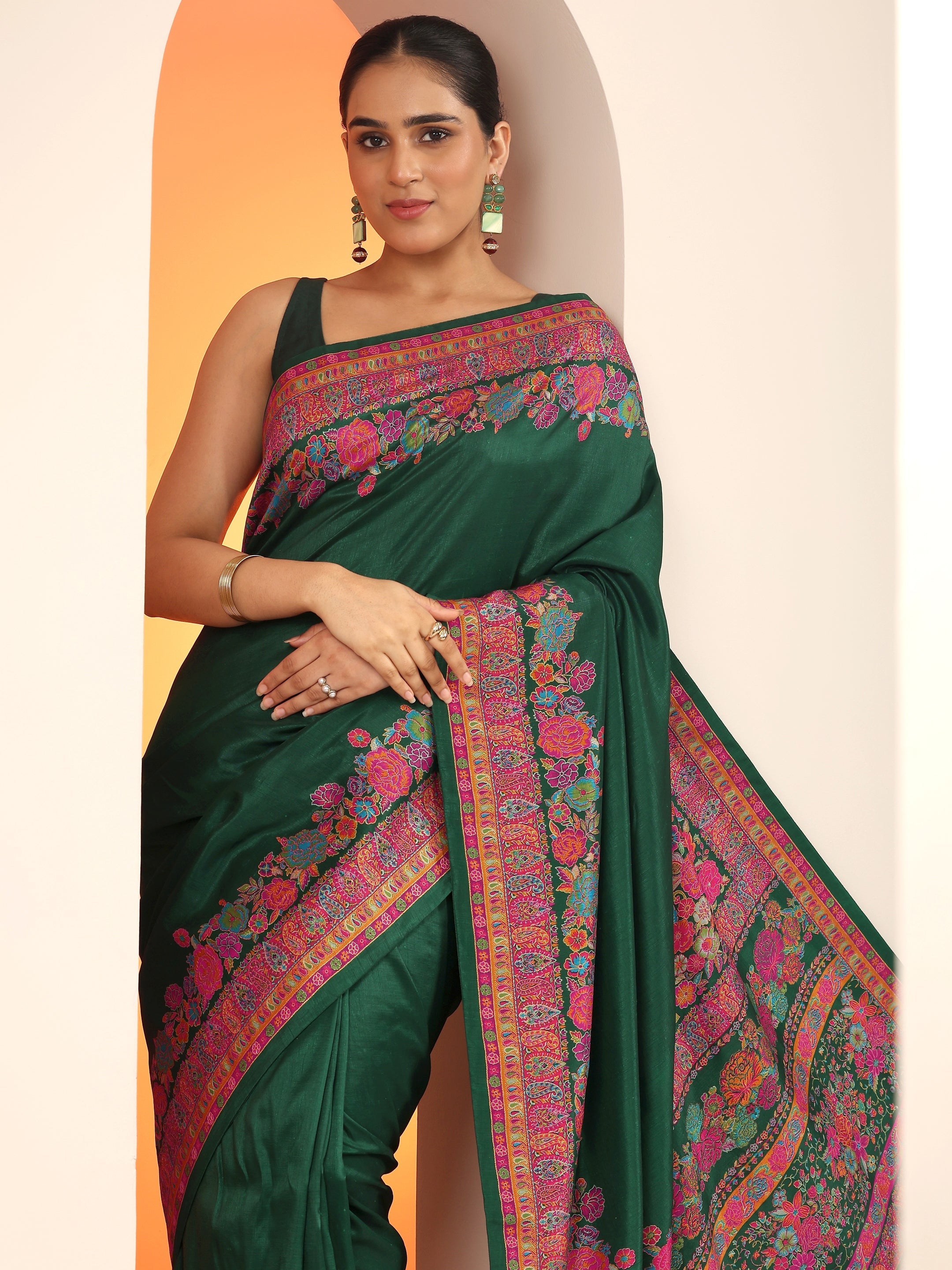 libas Green Printed Silk Blend Saree With Unstitched Blouse Piece-picture-38