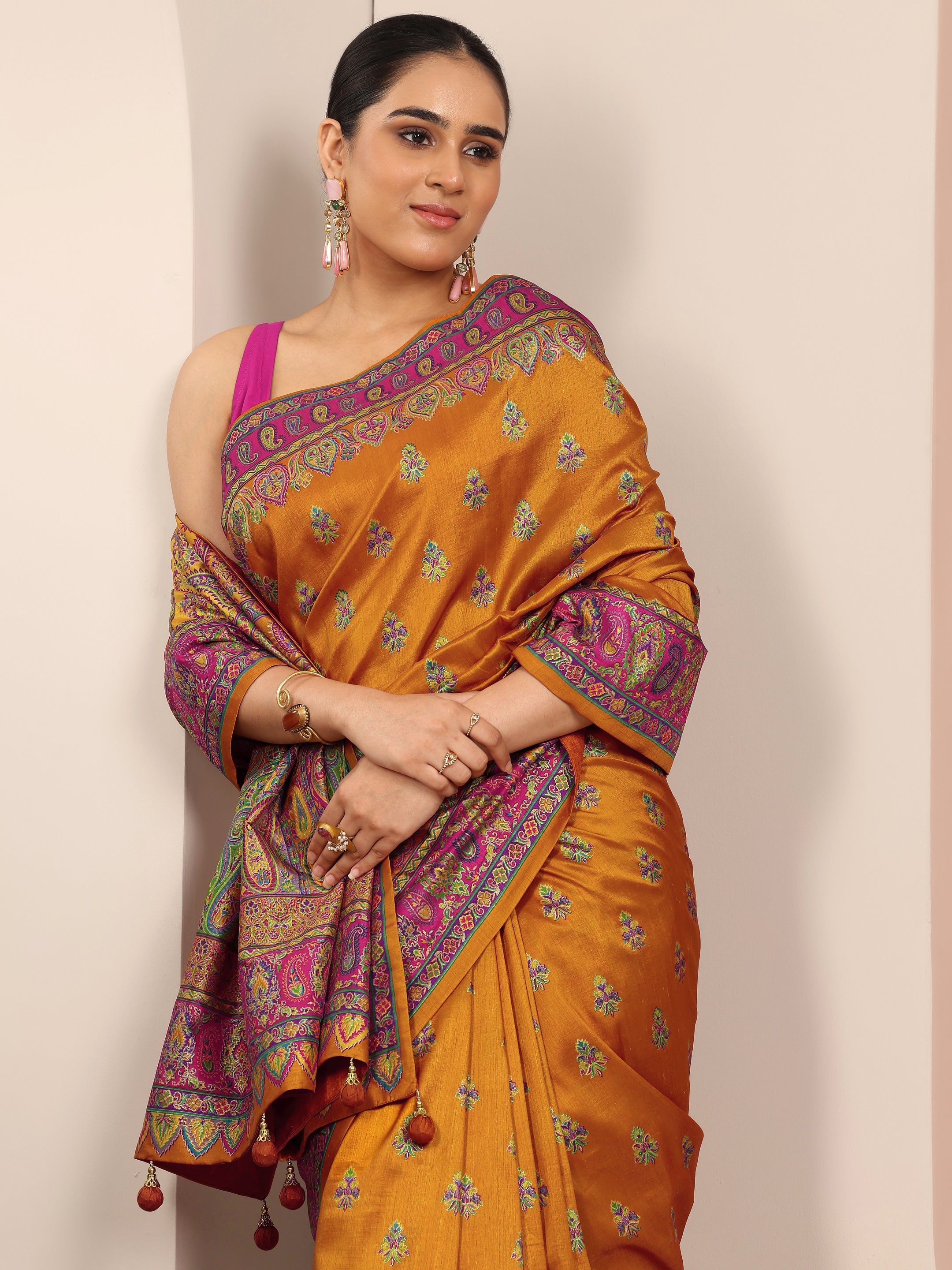 libas Mustard Printed Silk Blend Saree With Unstitched Blouse Piece-picture-42