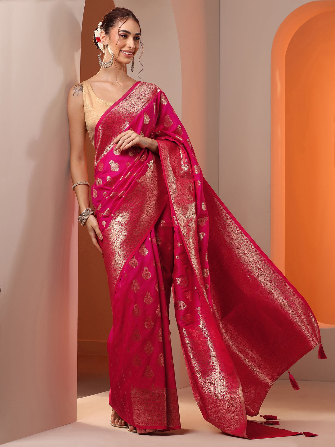 Pink Woven Design Silk Blend Saree With Unstitched Blouse Piece