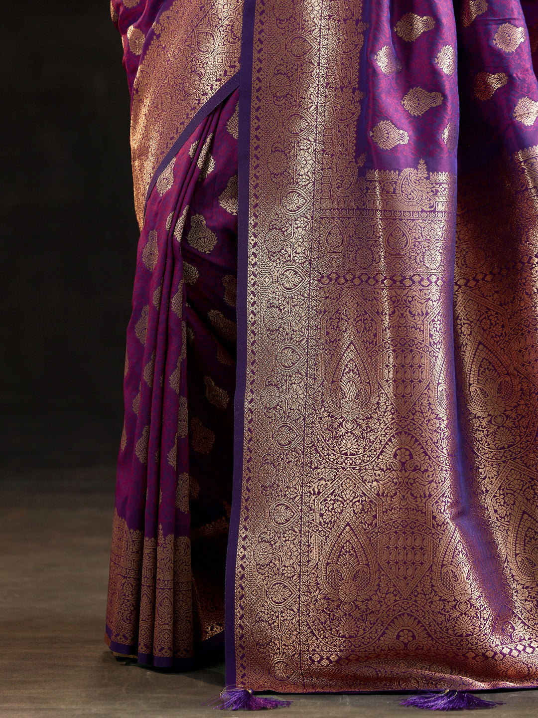  Purple Woven Design Silk Blend Saree With Unstitched Blouse Piece 