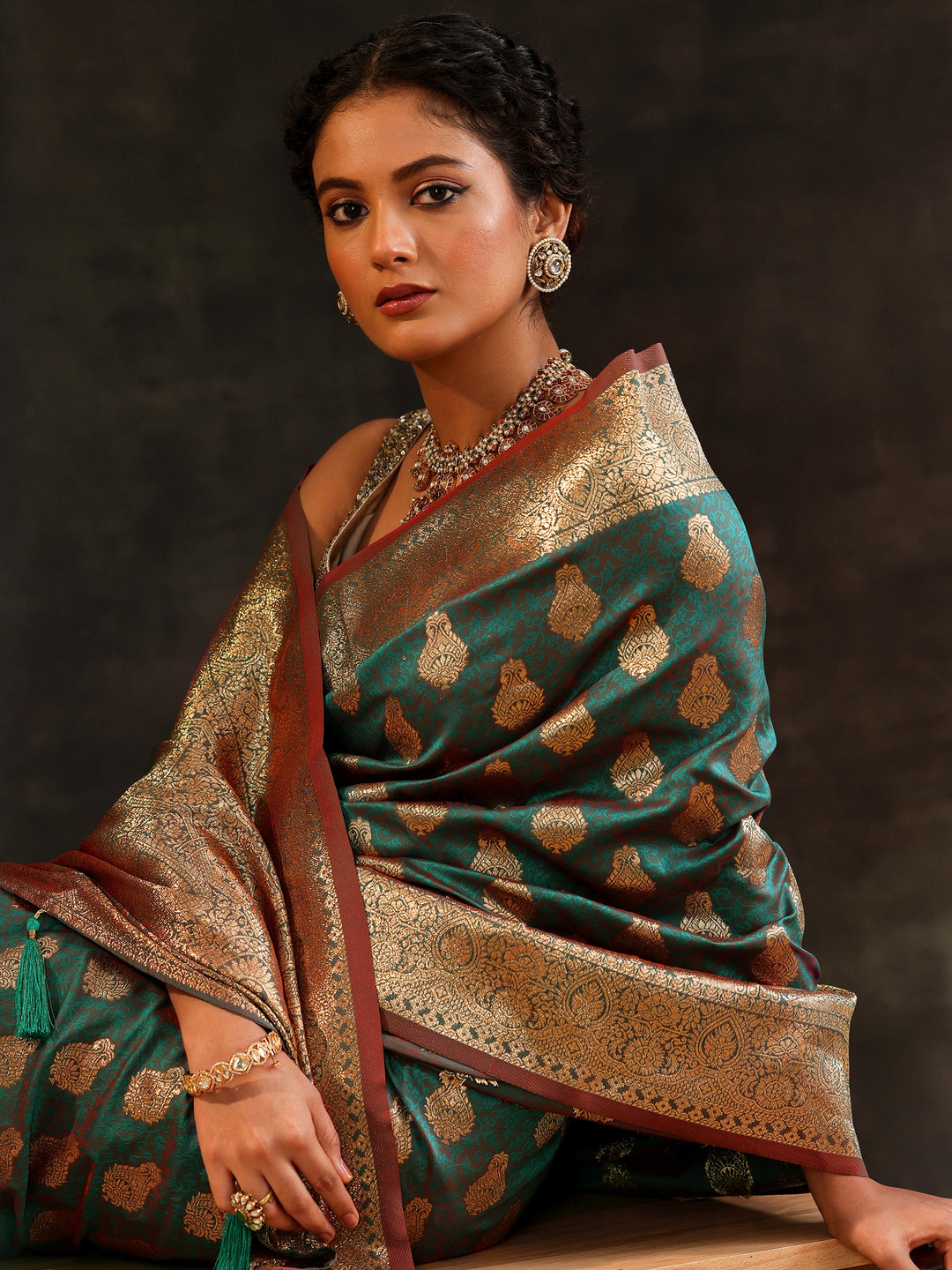  Green Woven Design Silk Blend Saree With Unstitched Blouse Piece 